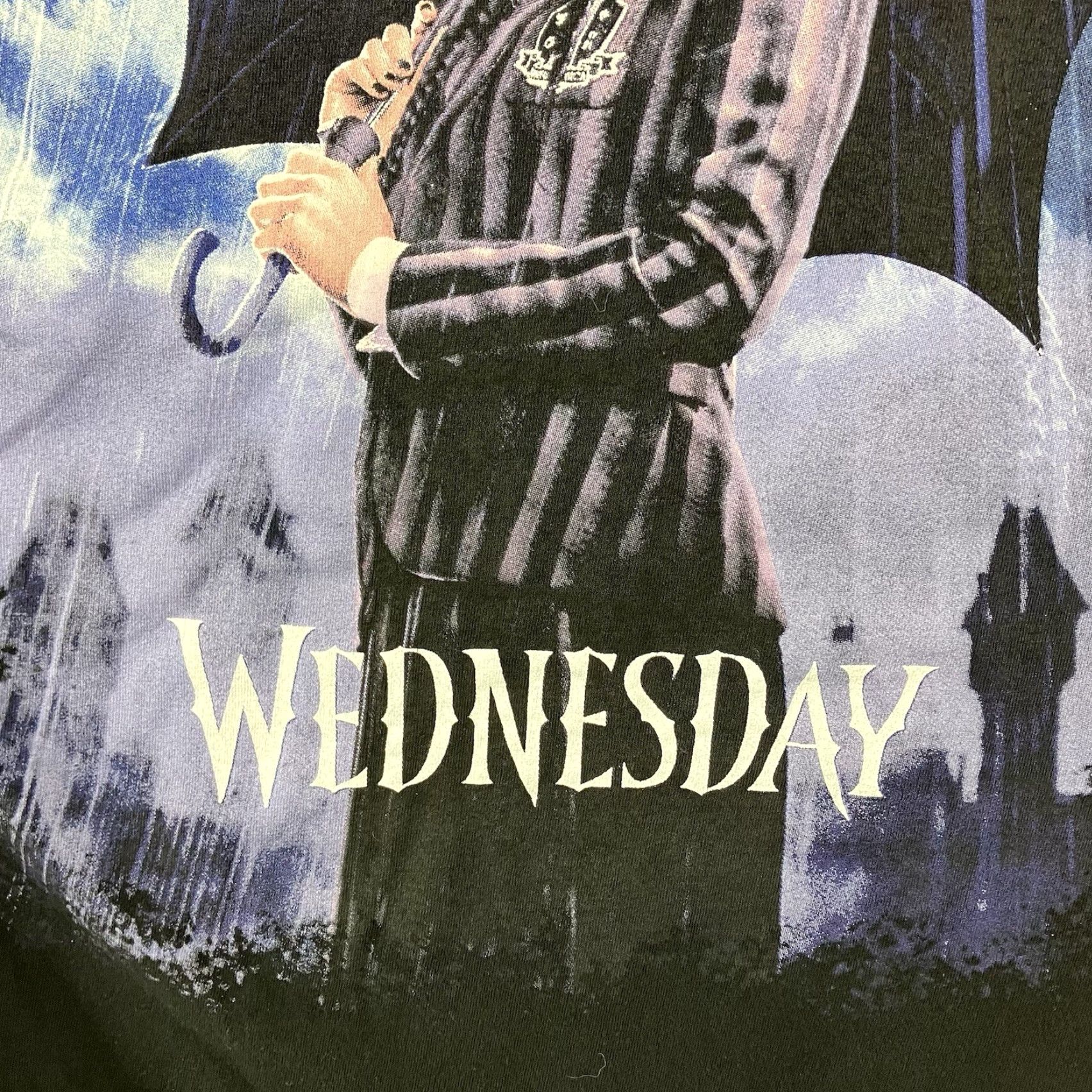 Rains VINTAGE Wednesday Addams Family Black Graphic T-Shirt Adult Small Umbrella Rain Size S / US 4 / IT 40 - 7 Thumbnail