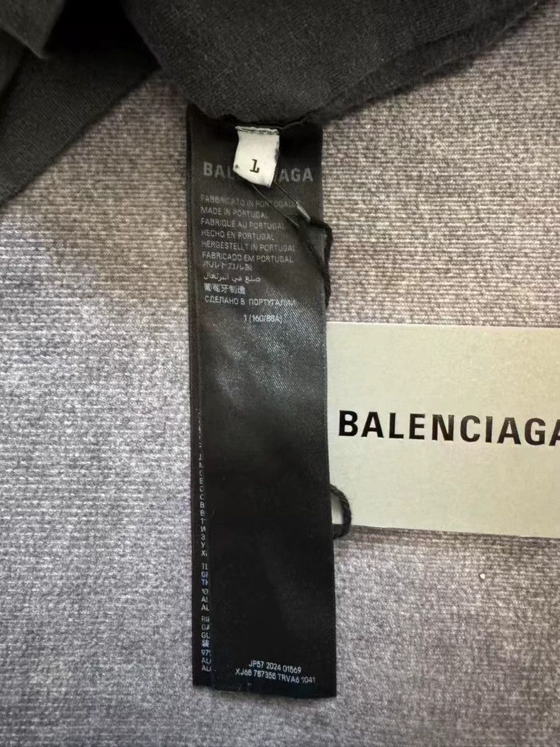 Balenciaga Balenciaga Washing to make old short-sleeved T-shirts Size US S / EU 44-46 / 1 - 4 Thumbnail