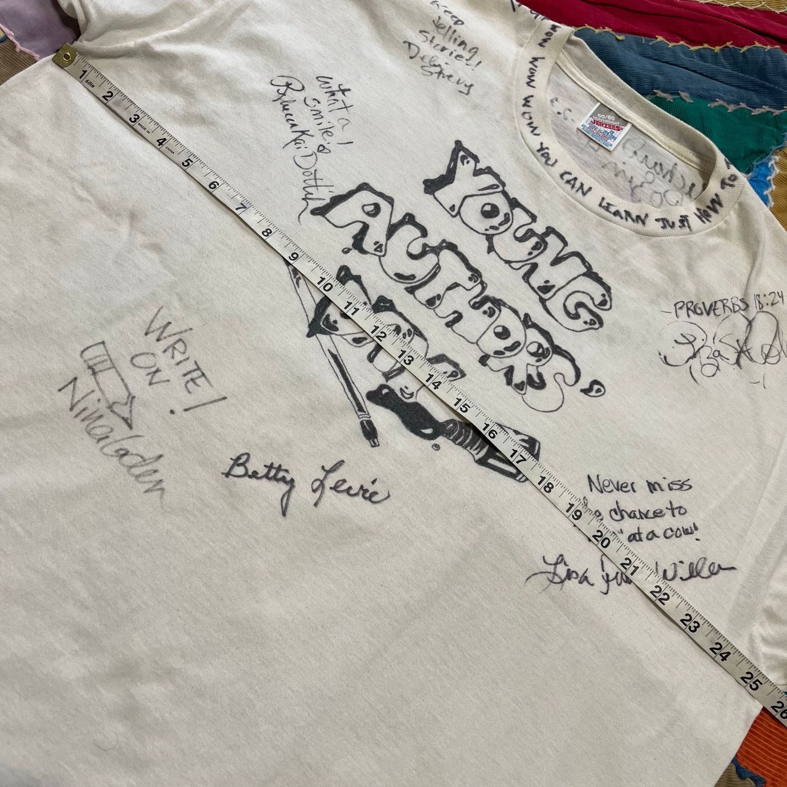 Jerzees Vintage Authors Day Written All Over White Shirt 2XL Size US L / EU 52-54 / 3 - 5 Thumbnail