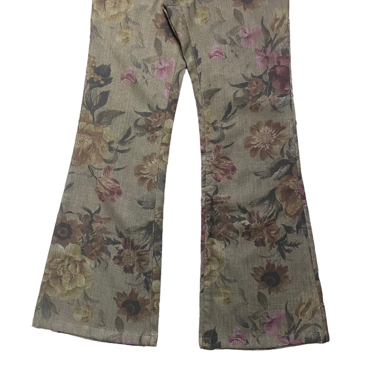 Tornado Mart Tornado Mart Floral Flare Jeans Size US 32 / EU 48 - 7 Thumbnail