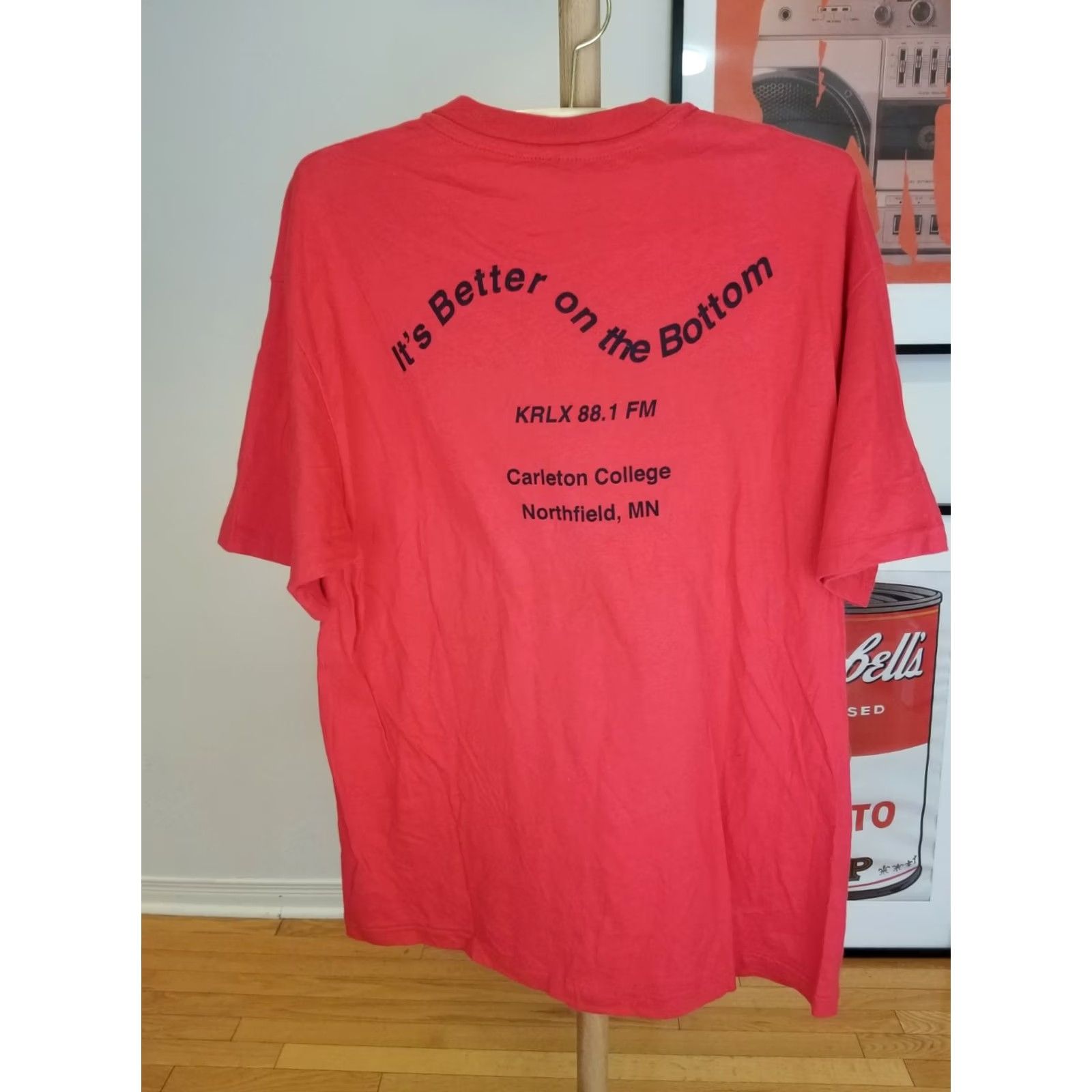 Hanes VINTAGE 90' ROCK & ROLL KRLX 88.1 FM RED SINGLE STITCH HANES T-SHIRT XLARGE Mens XS? Size US XL / EU 56 / 4 - 6 Thumbnail