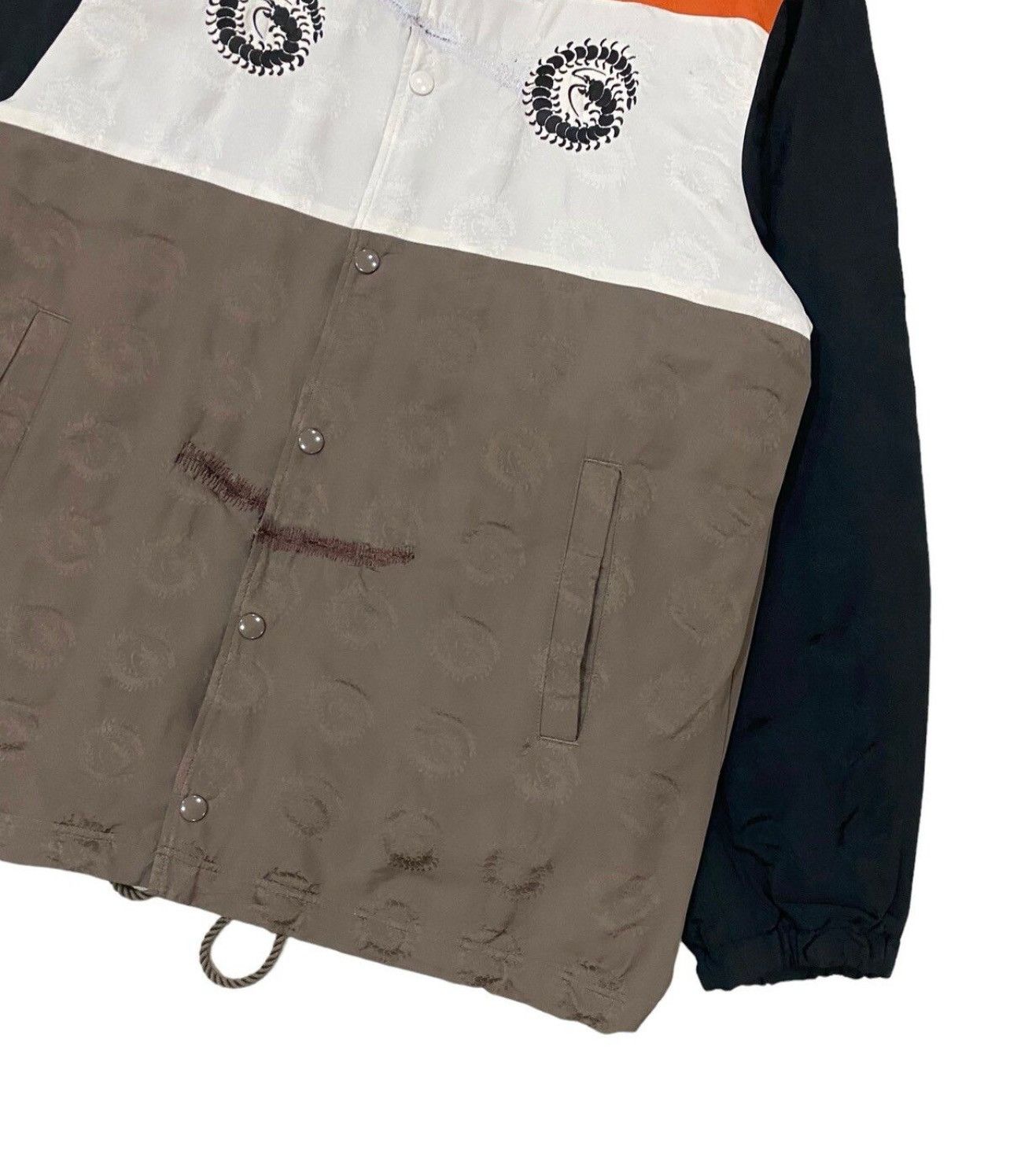 Japanese Brand × Jun Takahashi × Undercover 🔥Undercover Centipede Jacquard Snap Button Jacket Size US M / EU 48-50 / 2 - 9 Thumbnail
