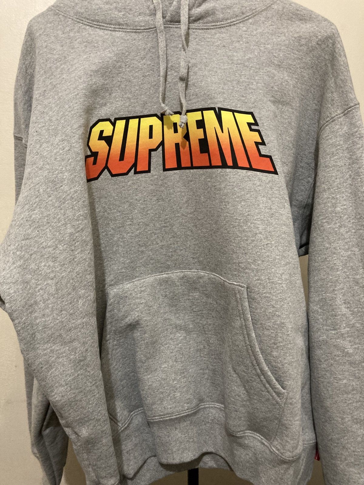 Supreme Supreme Gradient Hoodie Heather Grey Size US M / EU 48-50 / 2 - 1 Thumbnail