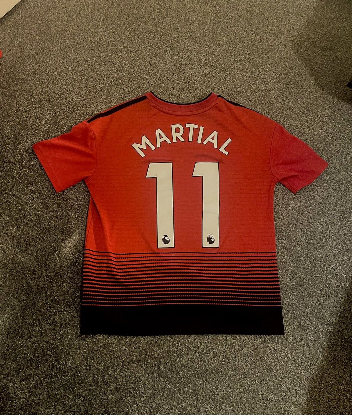 Adidas Authentic Martial Manchester United jersey Size US S / EU 44-46 / 1 - 1 Thumbnail