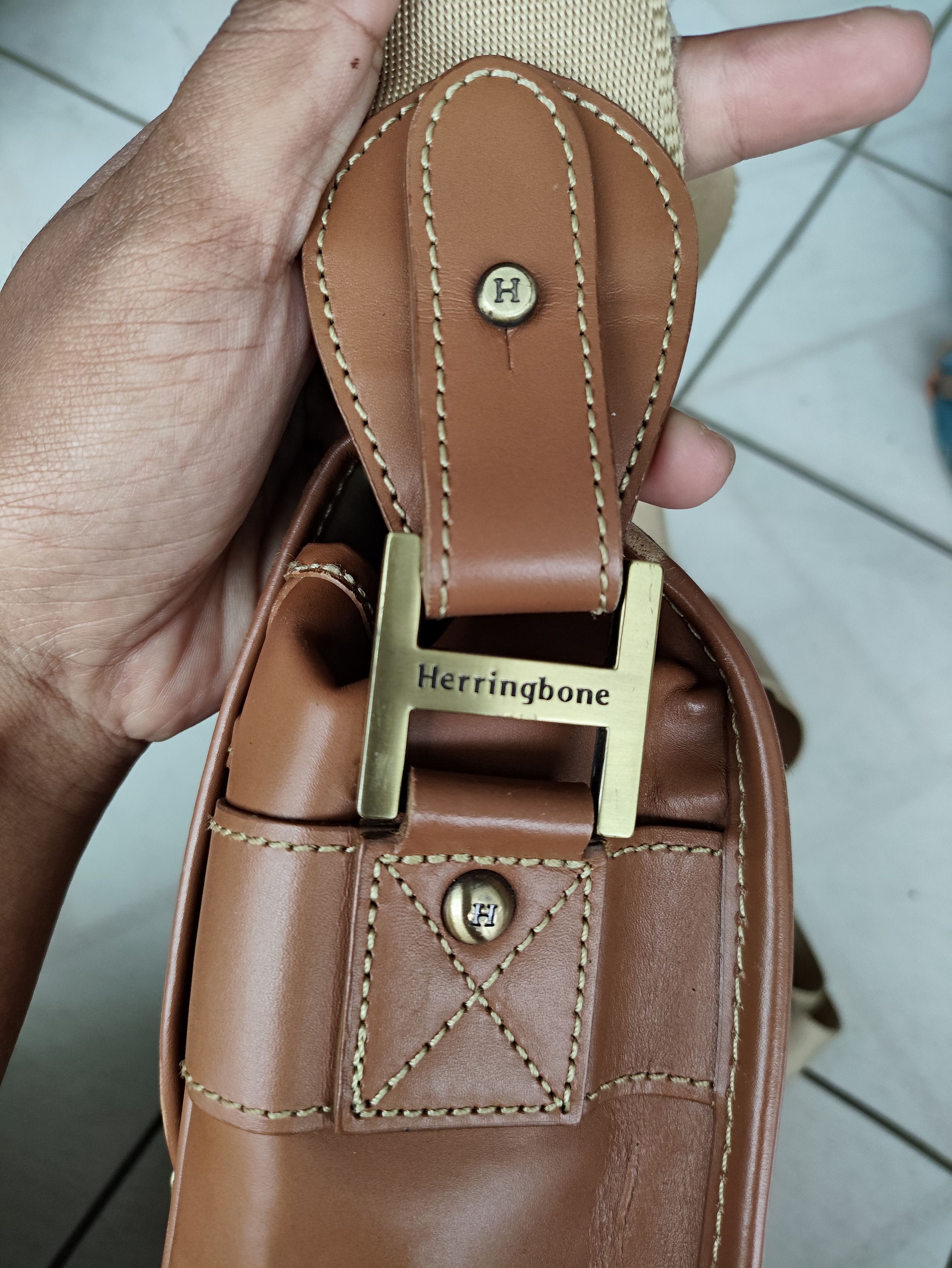Herring Herring Bone Old Palm Leather Camera Bag Size ONE SIZE - 8 Thumbnail