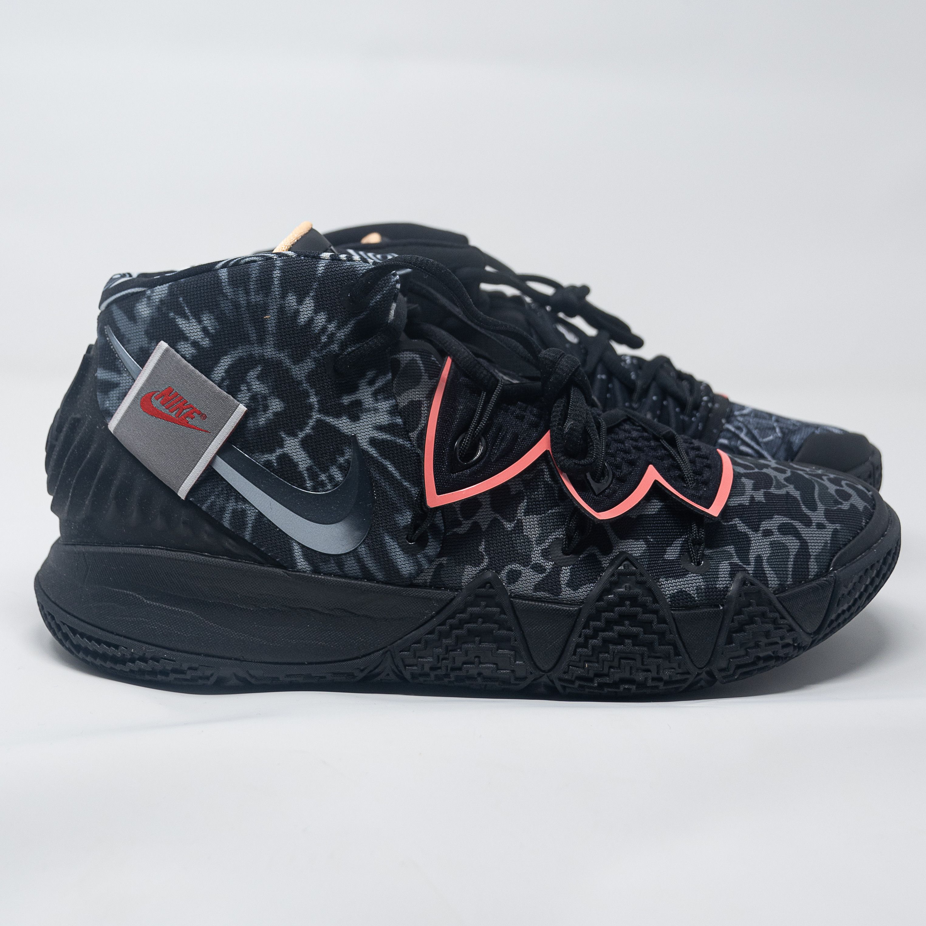 Nike Kybrid S2 'What The' Size US 10.5 / EU 43-44 - 2 Thumbnail
