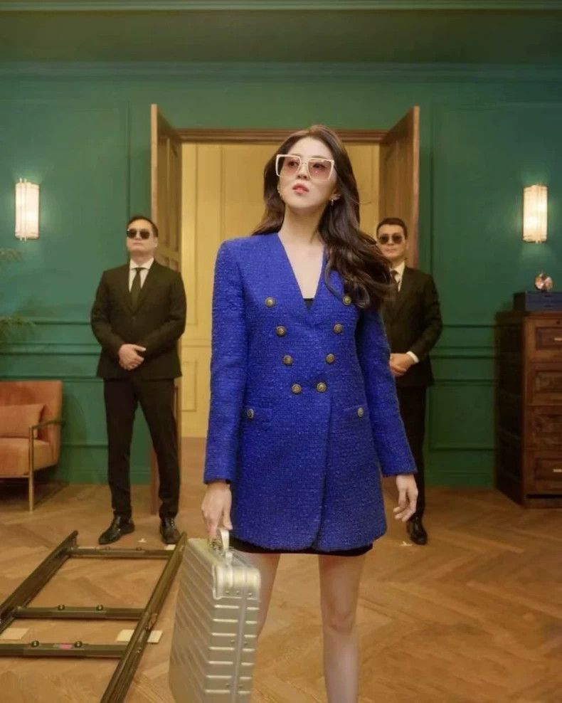 Yves Saint Laurent Saint Laurent Smelly double-breasted blue suit 2502-Nextarr Size XS / US 0-2 / IT 36-38 - 6 Thumbnail