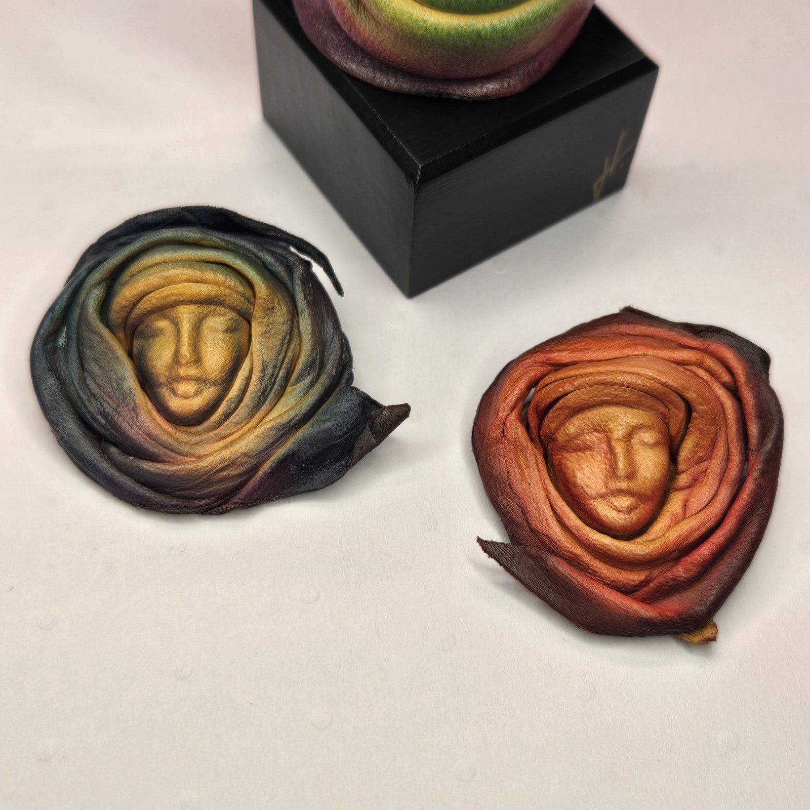 Leather Vintage Signed Sculpted Leather Face Bust & 2 Brooches Set Size ONE SIZE - 3 Thumbnail