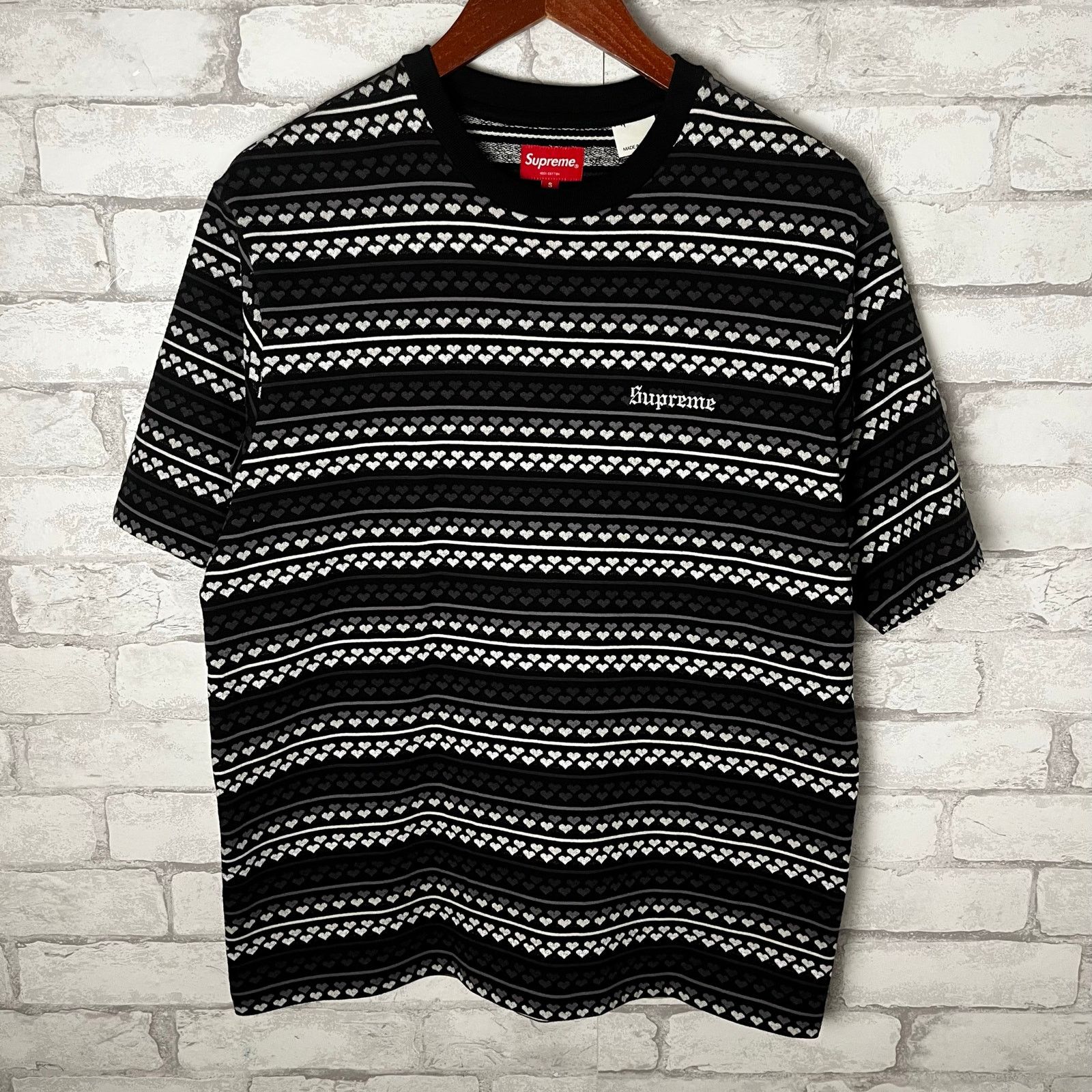 Supreme Supreme Hearts Jacquard S/S Top Size US S / EU 44-46 / 1 - 1 Thumbnail