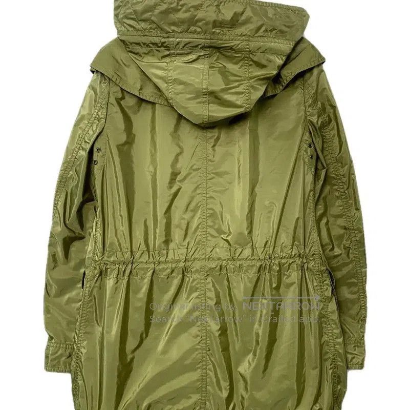 Burberry Burberry Women's Military Green Nylon Trench Coat. Size XS / US 0-2 / IT 36-38 - 2 Thumbnail
