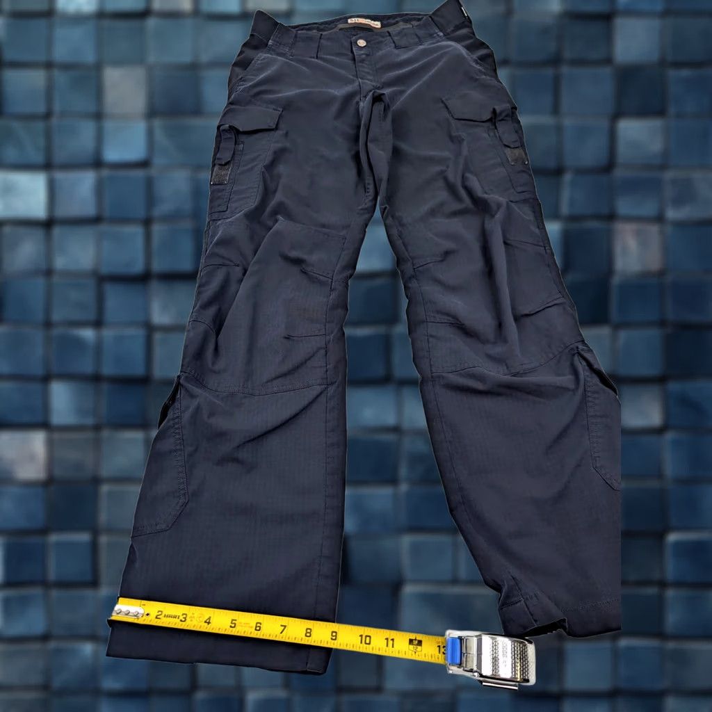 Vintage 5.11 Tactical Ripstop Cargo Pants Women 10 Regular Navy Blue Size 32" / US 10 / IT 46 - 1 Thumbnail