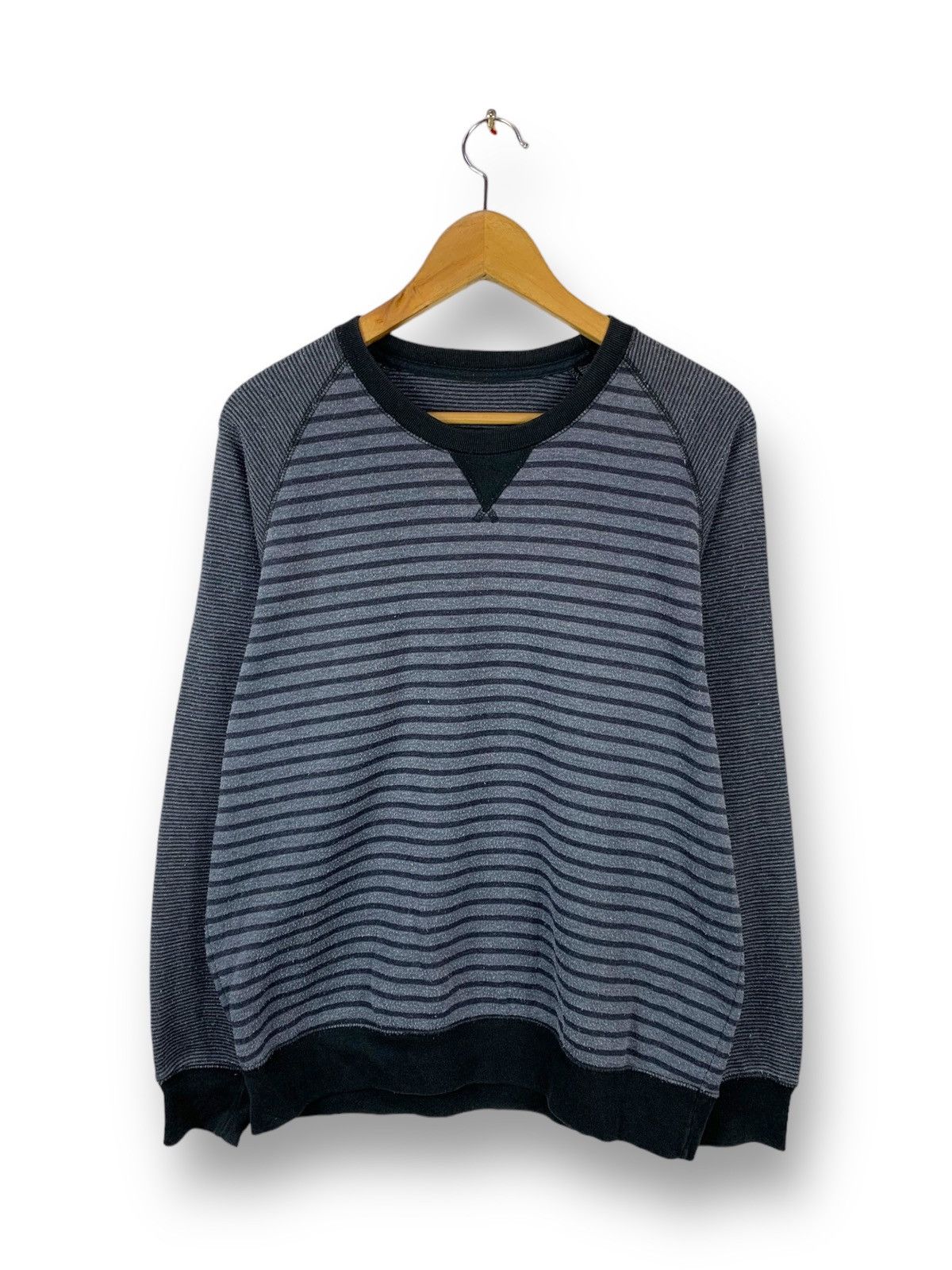 Japanese Brand × Uniqlo Steals! Uniqlo Stripers Pullover Sweater Sweatshirt Size US L / EU 52-54 / 3 - 1 Thumbnail