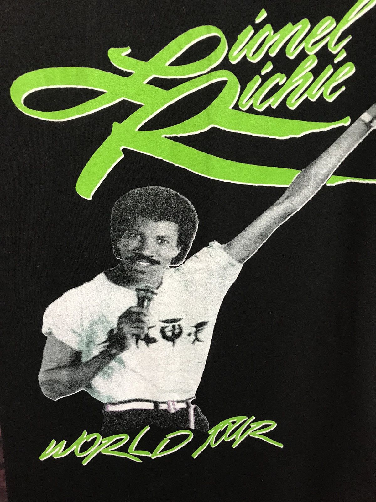 Band Tees Lionel Richie band streetwear tee Size US L / EU 52-54 / 3 - 3 Thumbnail