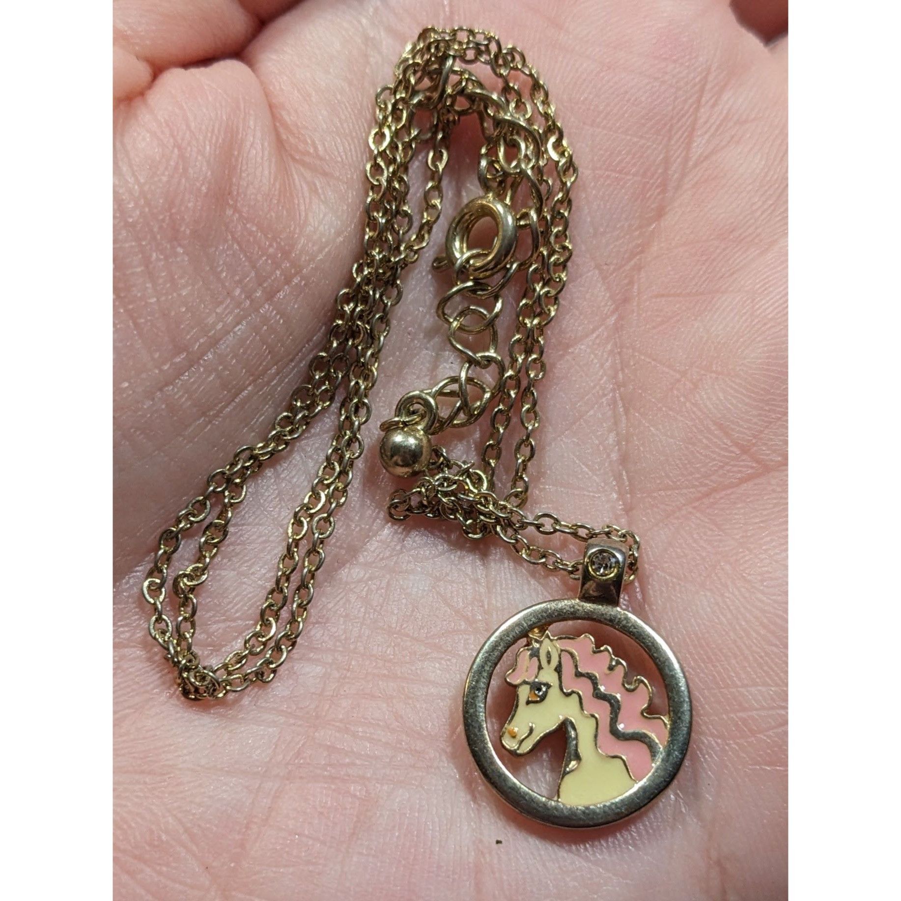 Other Vintage Pink And White Unicorn Pendant Necklace With Gold To Size ONE SIZE - 5 Thumbnail