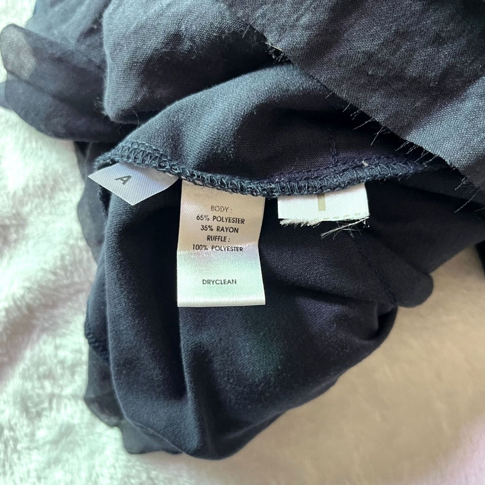Ann Taylor Ann Taylor Loft Navy Blue Tiered Ruffled Sleeveless V-Neck Dress Size 10 Women A-Line Dress Womens Navy Blue Tiered Ruffle Sleeveless V-Neck Size L / US 10 / IT 46 - 5 Thumbnail