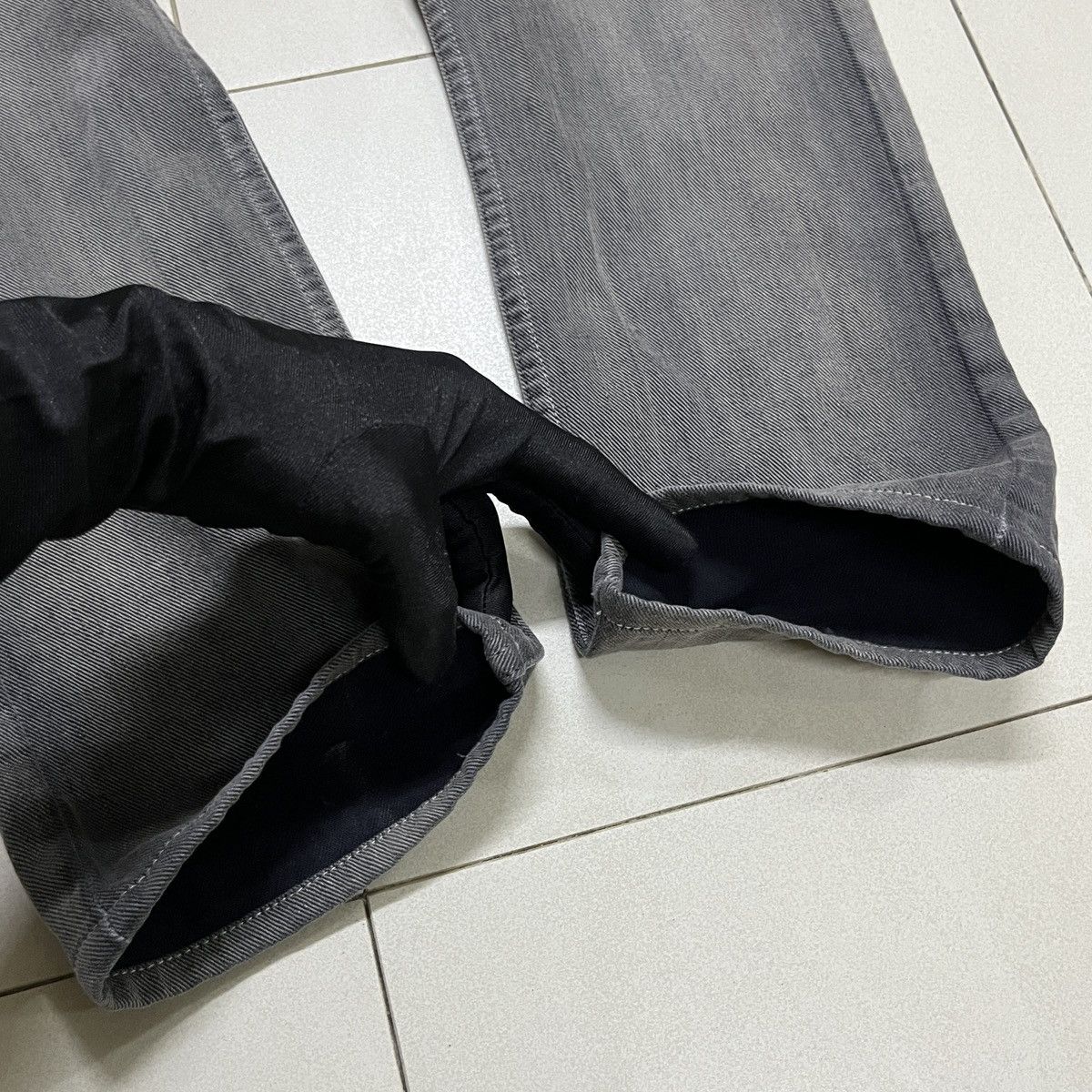 In The Attic × PPFM × THVM Punk Faded Black Thvm/Them Jeans Size US 28 / EU 44 - 2 Thumbnail