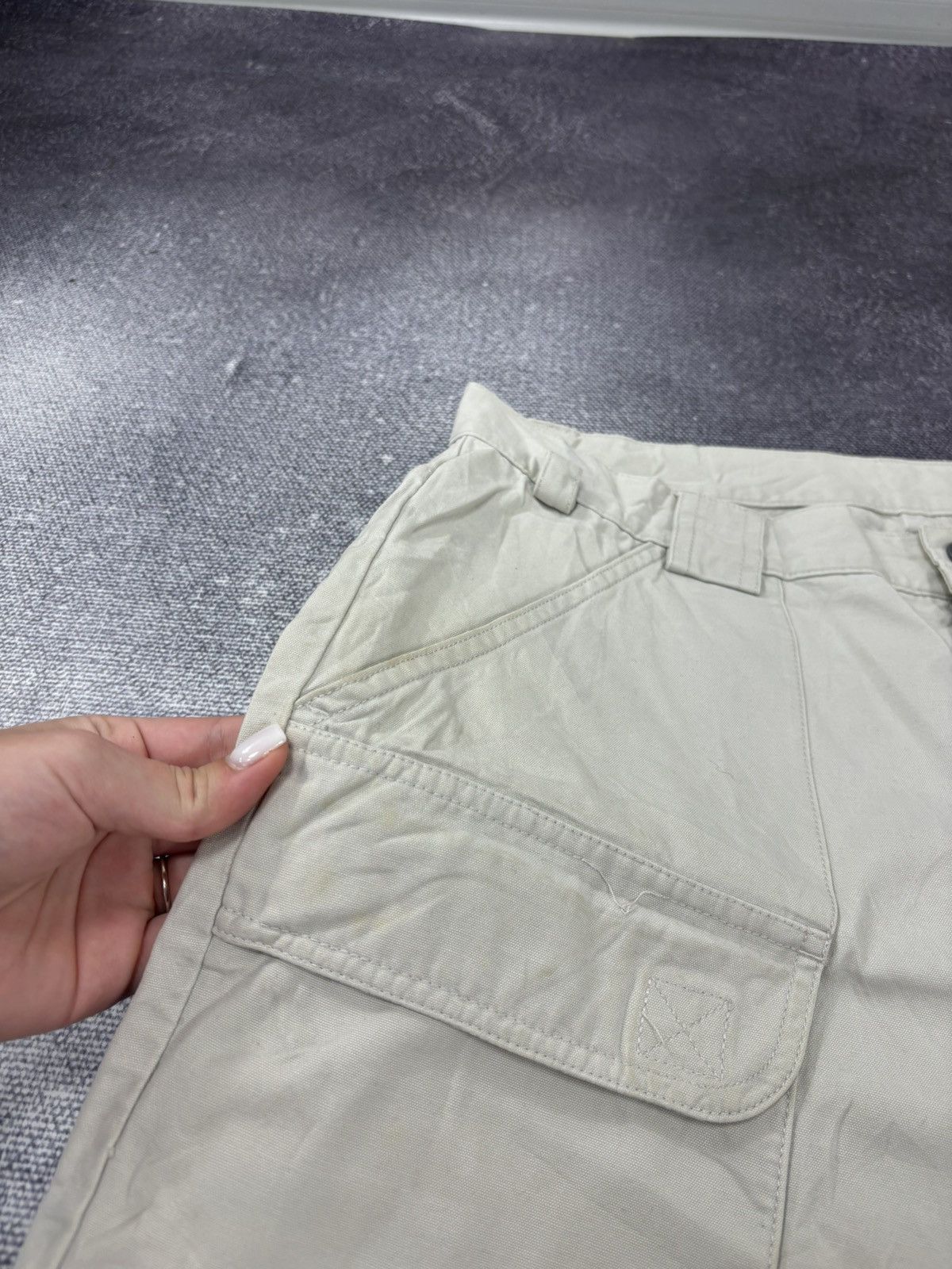 Eddie Bauer Vintage Eddie Bauer Legend Beige Utility Field Cargo Shorts Size US 34 / EU 50 - 6 Thumbnail