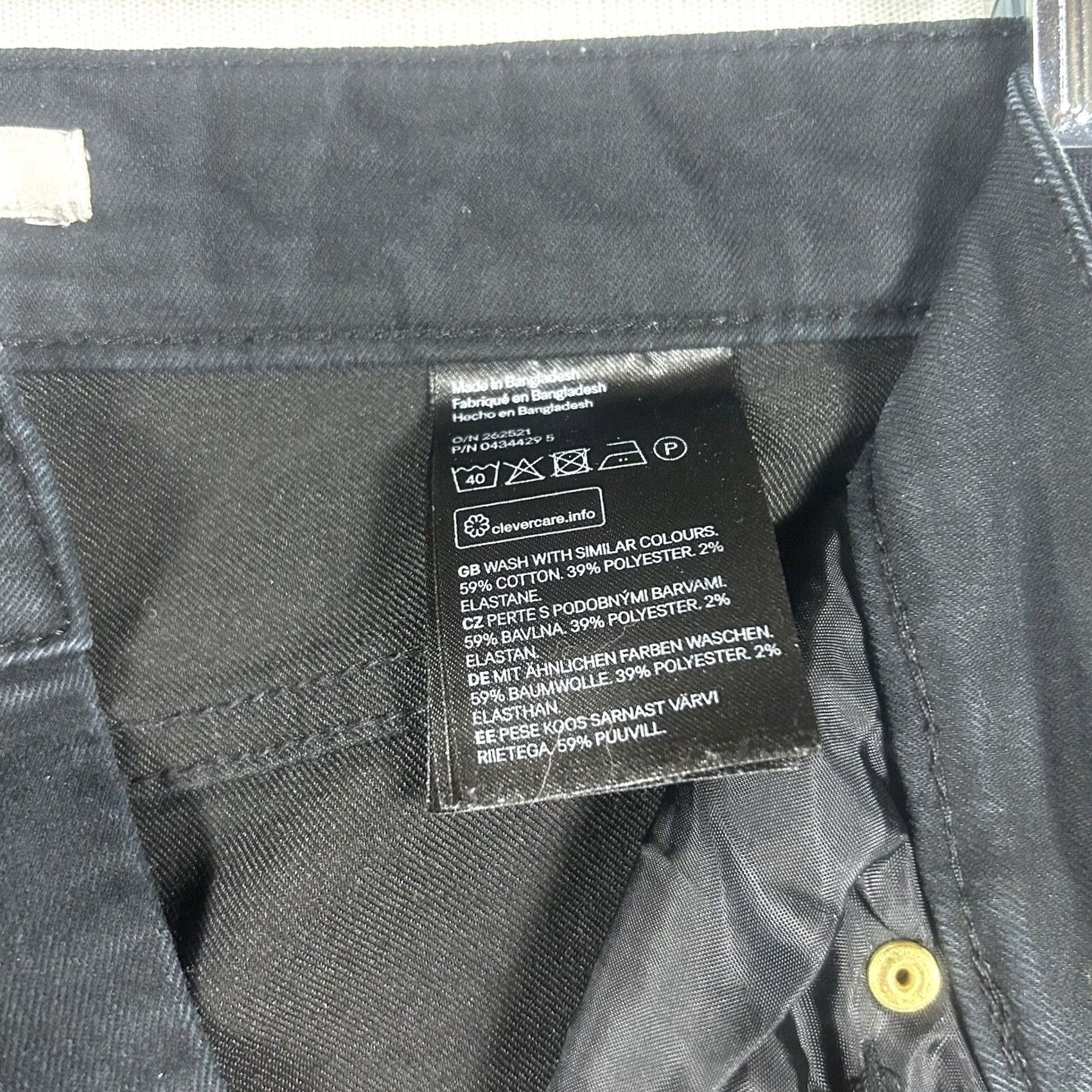 H&M H&M Chino Pants Skinny Womens Size 8 Black Cotton Stretch Casual Mid Rise Pants Womens Black 8 Skinny Chino Stretch Mid Rise Size 30" / US 8 / IT 44 - 4 Thumbnail