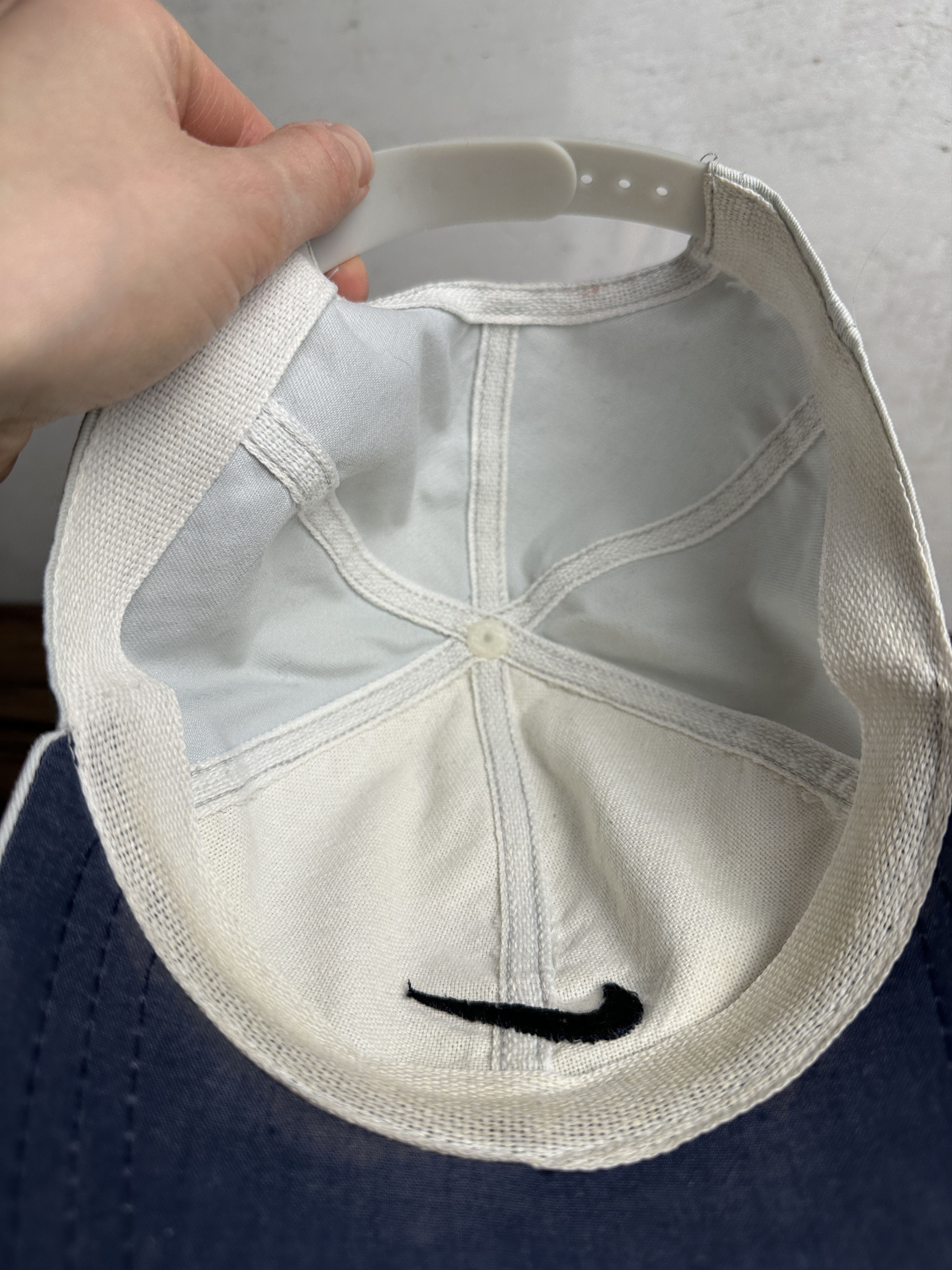 Nike Vintage Nike Logo Cap Size ONE SIZE - 7 Thumbnail