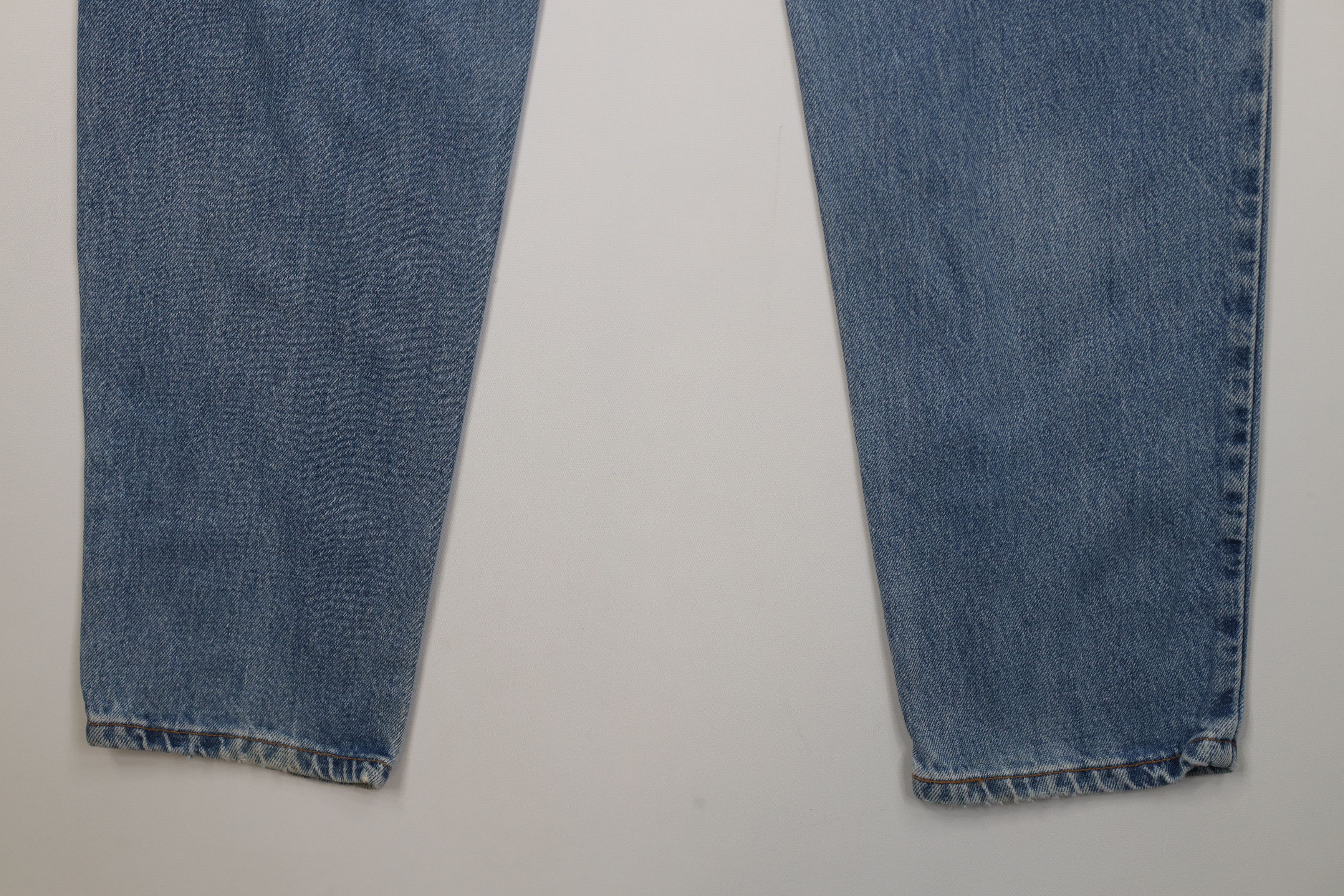 Levi's Vintage Y2K 2000 Levis 550 Juniors Long Tapered Leg Jeans Size 36" / US 14 / IT 50 - 14 Thumbnail