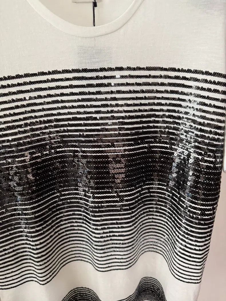 Saint Laurent Paris Saint Laurent Paris White T-Shirt with Black Scale Knit Size US L / EU 52-54 / 3 - 6 Thumbnail