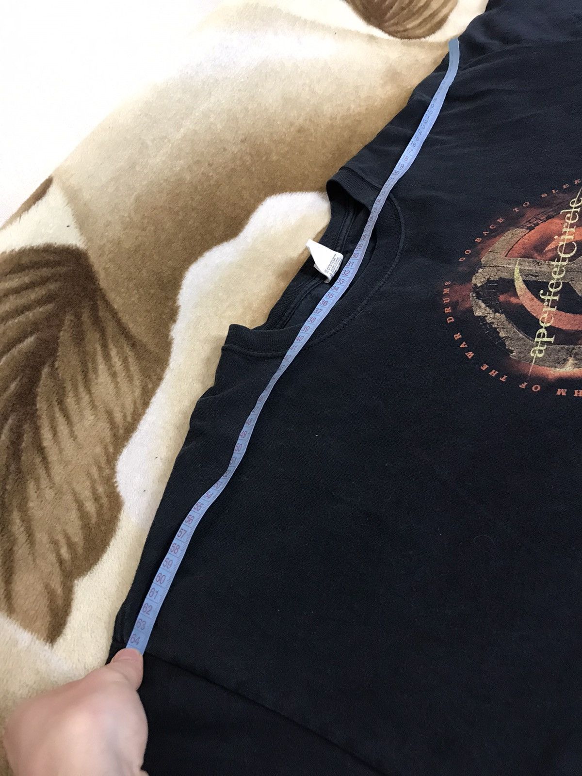 Band Tees 🔥 2004 A Perfect Circle eMOTIVe Album Vintage T Shirt Size US XXL / EU 58 / 5 - 9 Thumbnail
