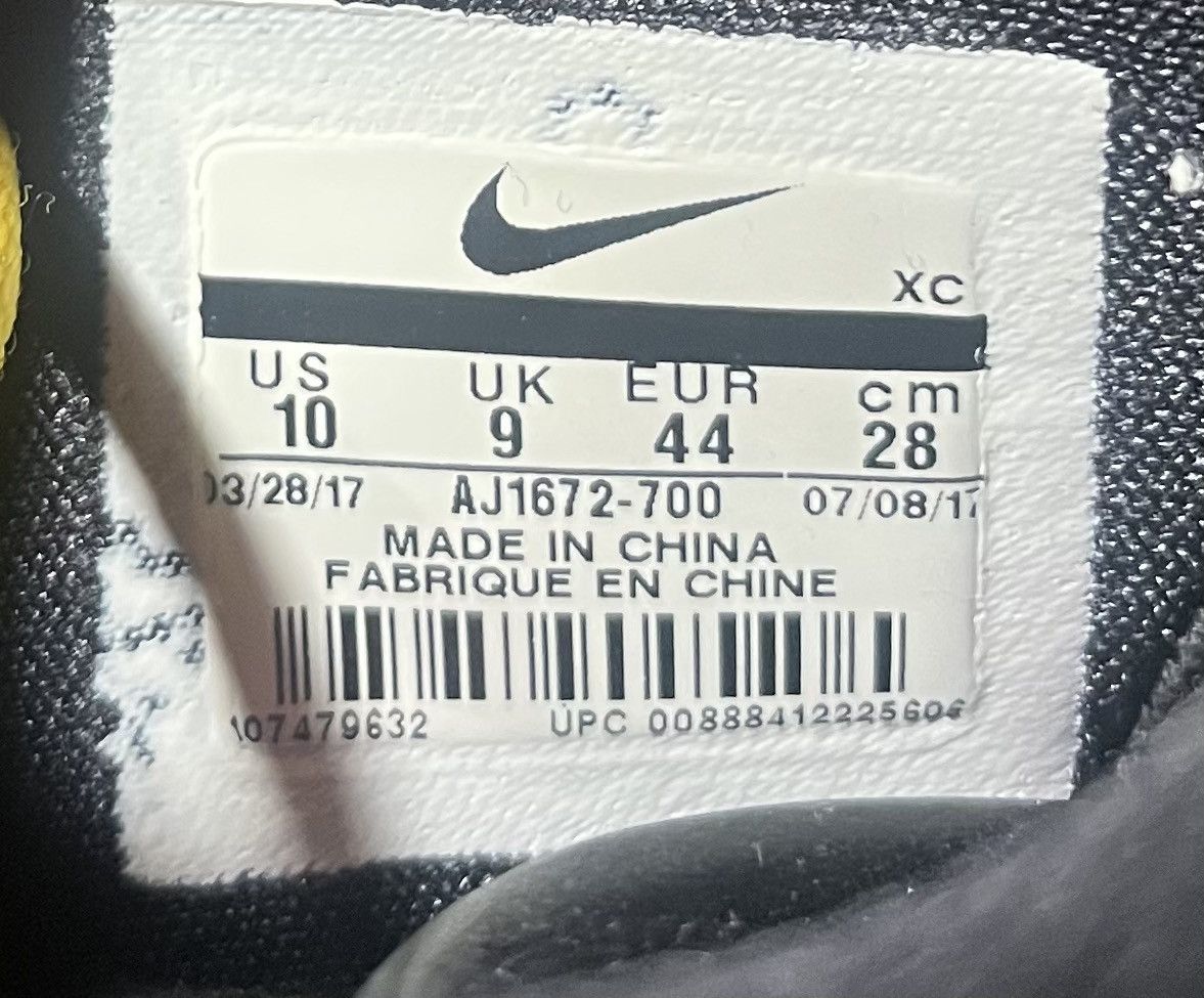 Nike Kyrie 3 Mamba Mentality Size US 10 / EU 43 - 8 Thumbnail
