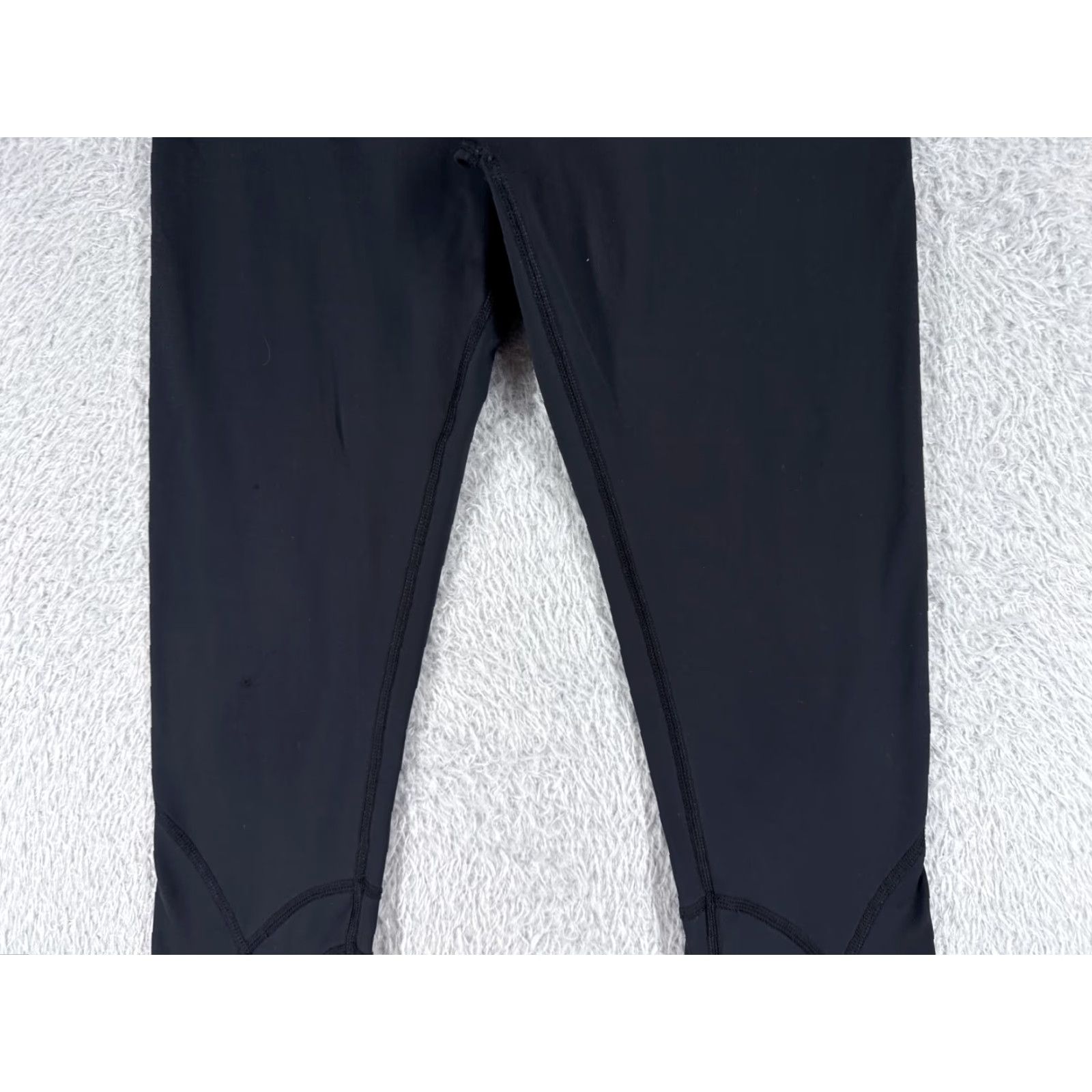 Lululemon LULULEMON Women's Align Crop Pants Size 6 Black 22" Gym Yoga Activewear Size 28" / US 6 / IT 42 - 3 Thumbnail