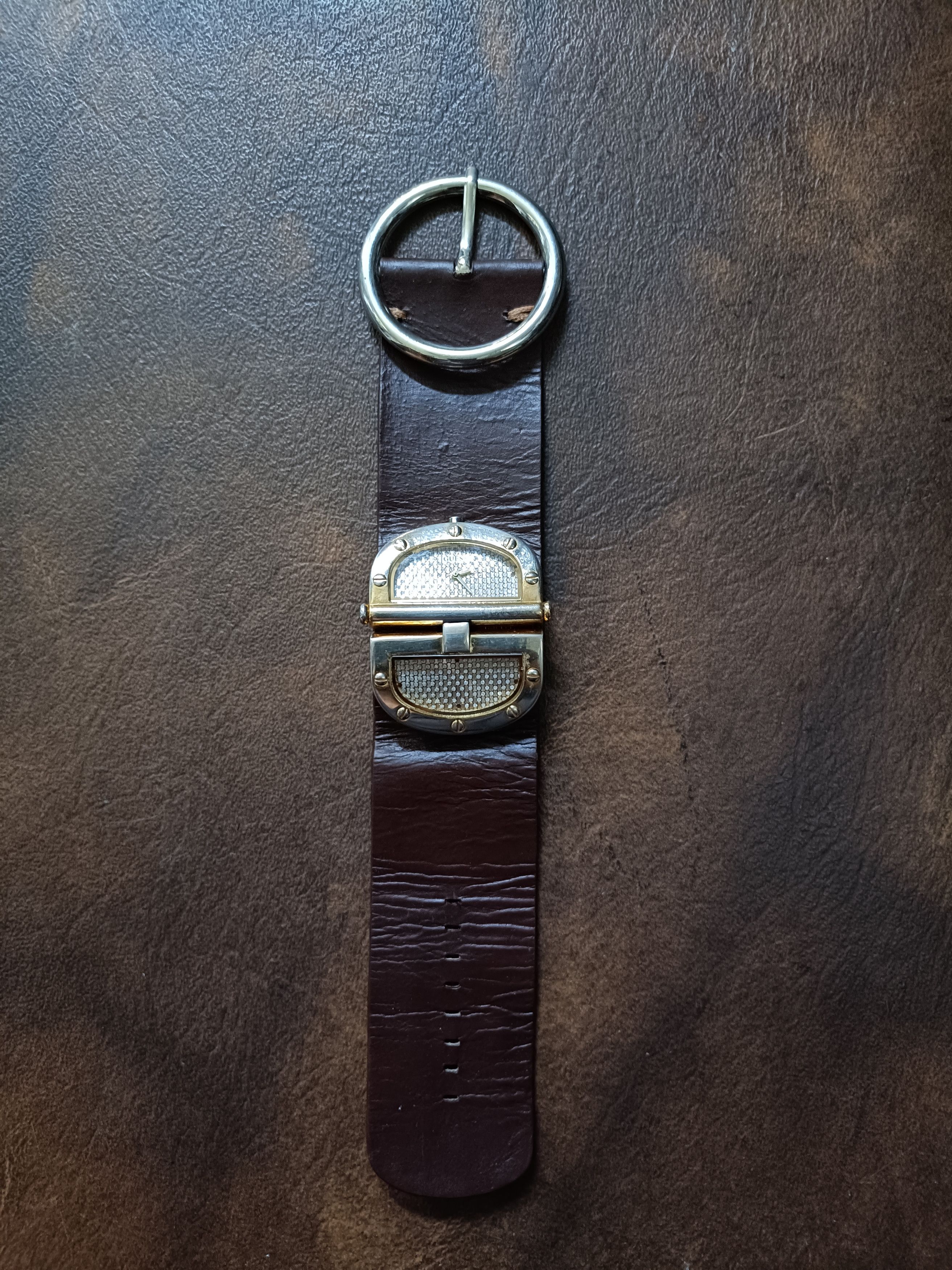 Guess × Vintage Vintage guess cuff gold tone watch Size ONE SIZE - 2 Thumbnail