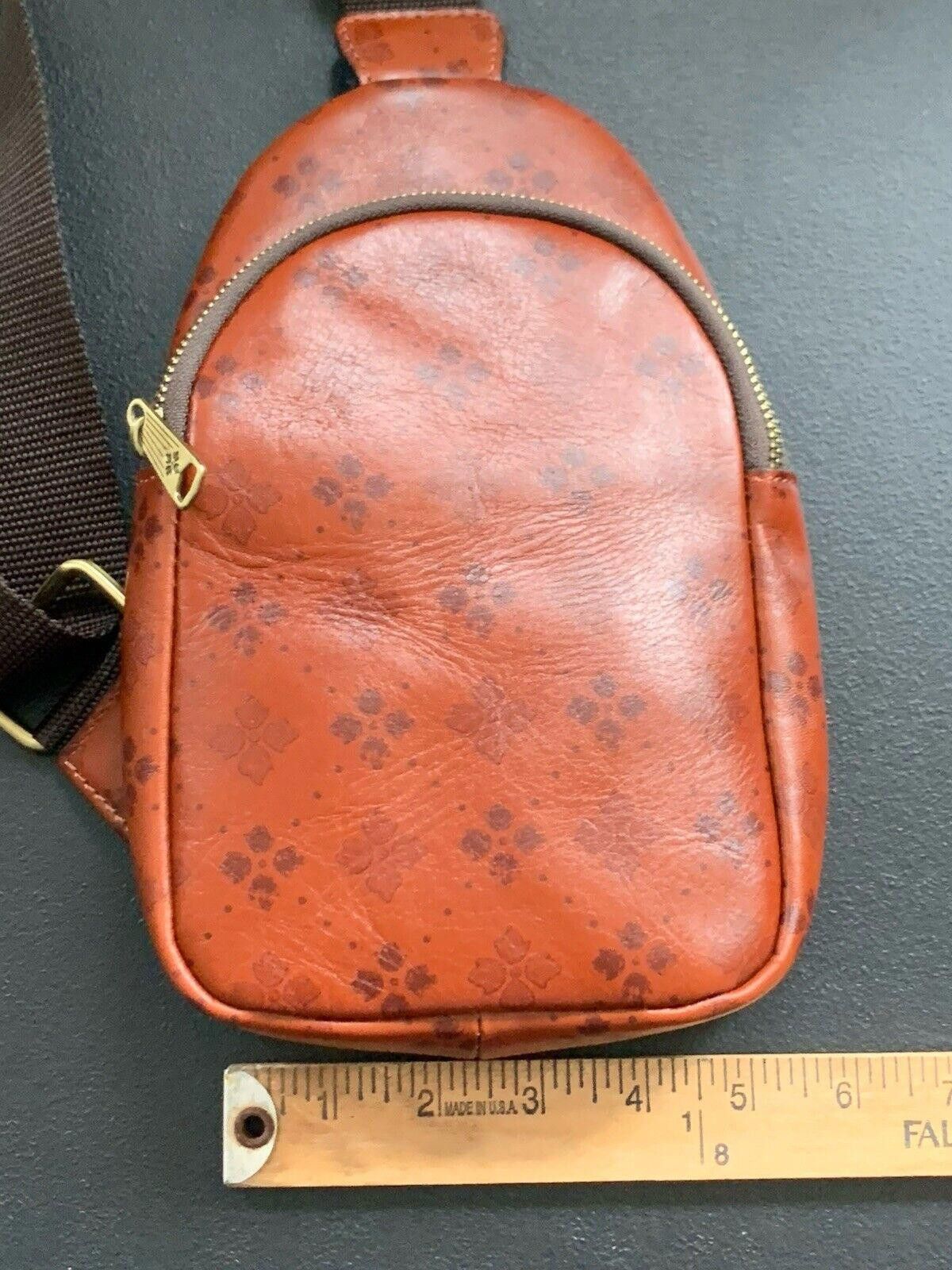 Patricia Nash Patricia Nash Marisol Leather Signature Print Sling Bag NWT Size ONE SIZE - 4 Thumbnail