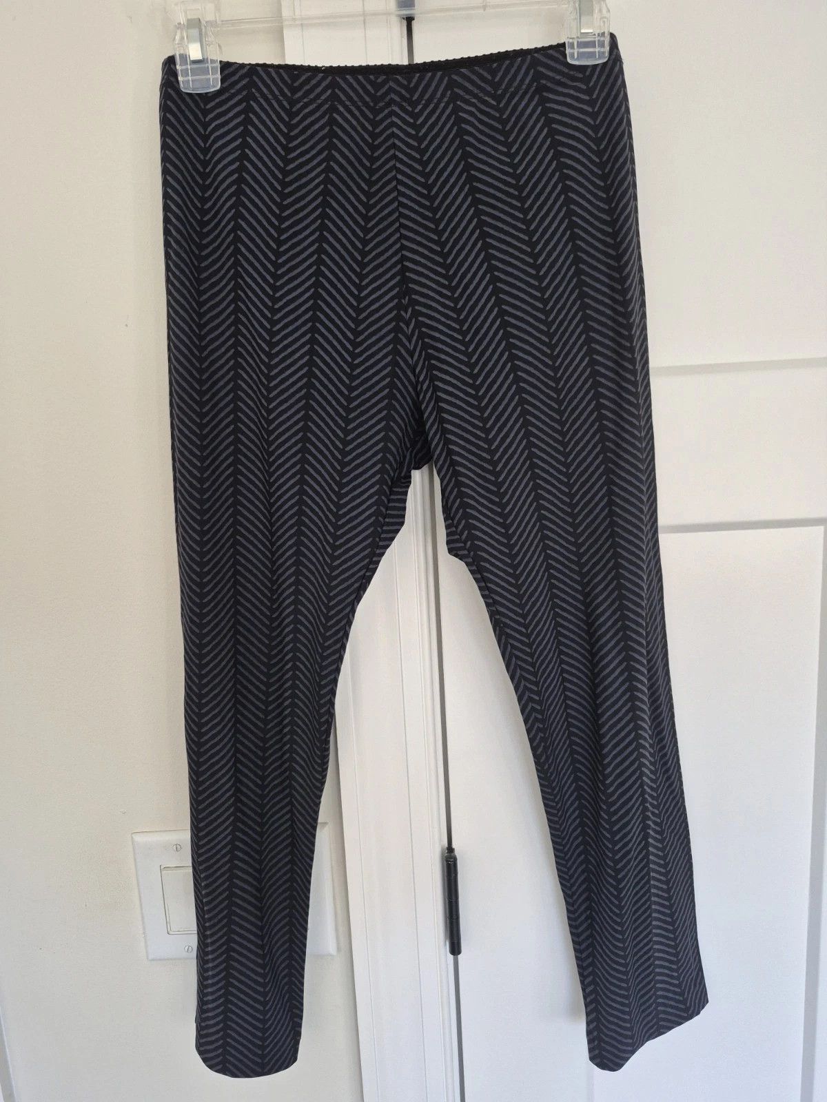 Vacation Porto Leggings Gray & Black Herringbone Pull On Sz S (1) Size 27" / US 4 / IT 40 - 2 Thumbnail