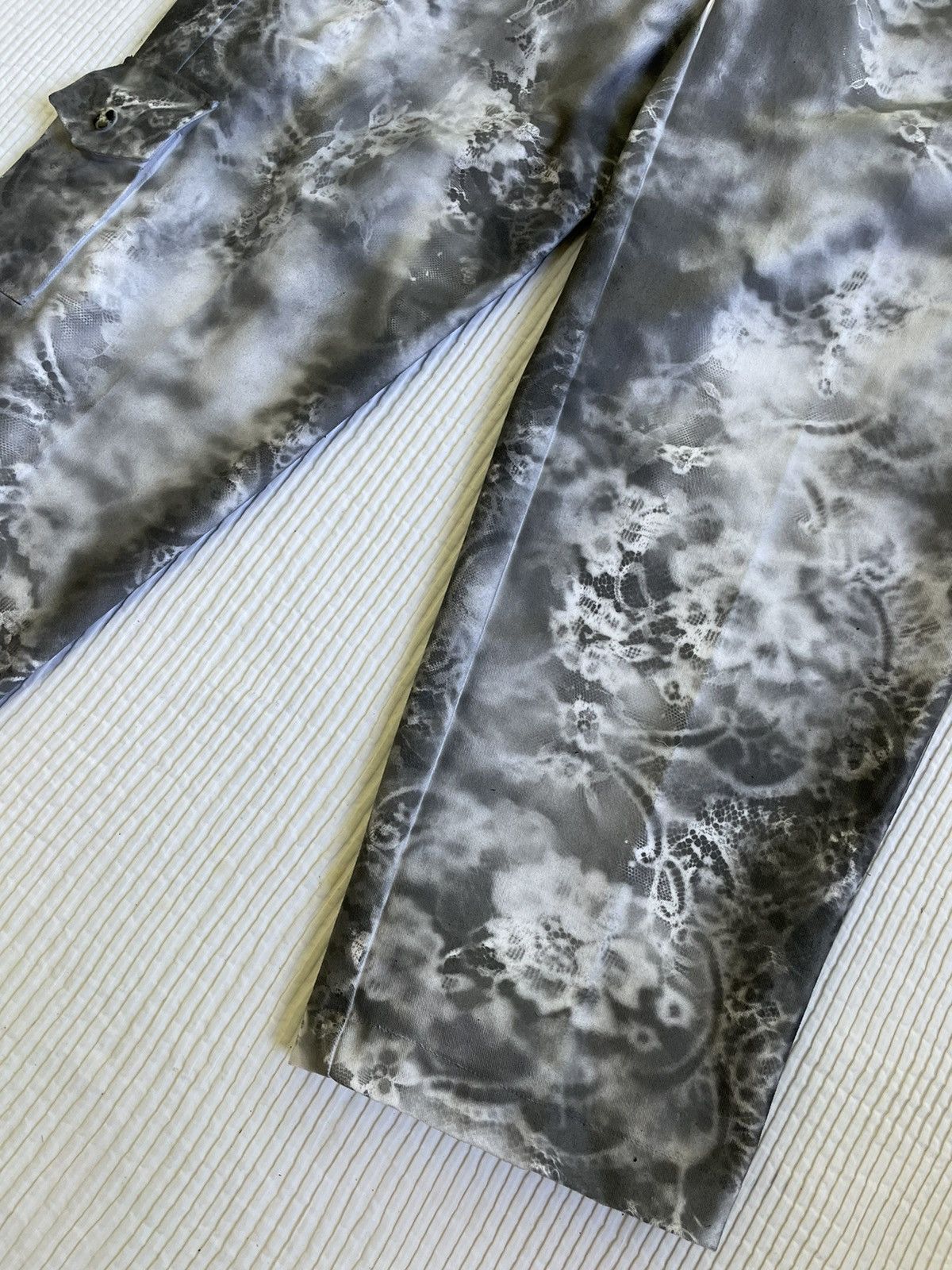 Handmade Sexiest Cargos Ever Size US 32 / EU 48 - 3 Thumbnail