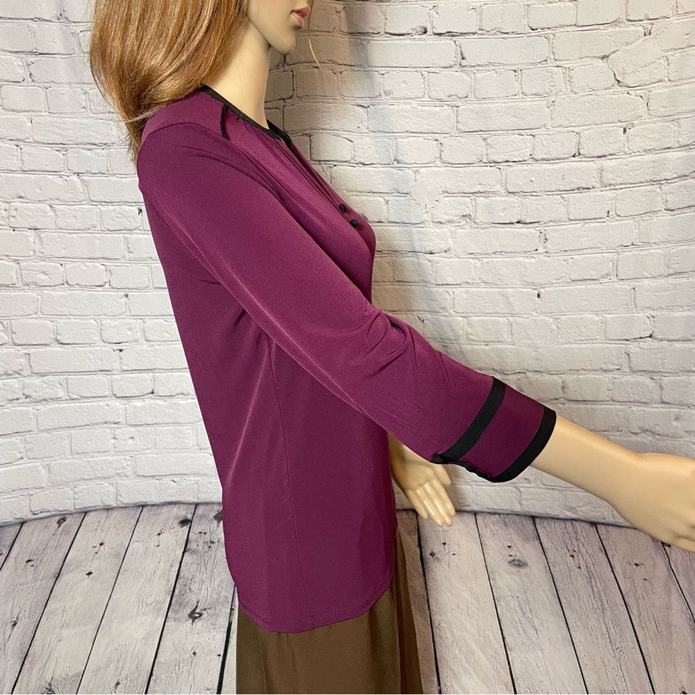 Karl Lagerfeld NWT New KARL LAGERFELD Splitneck Long Sleeve Button Purple Size XXS / US 00 / IT 34 - 7 Thumbnail