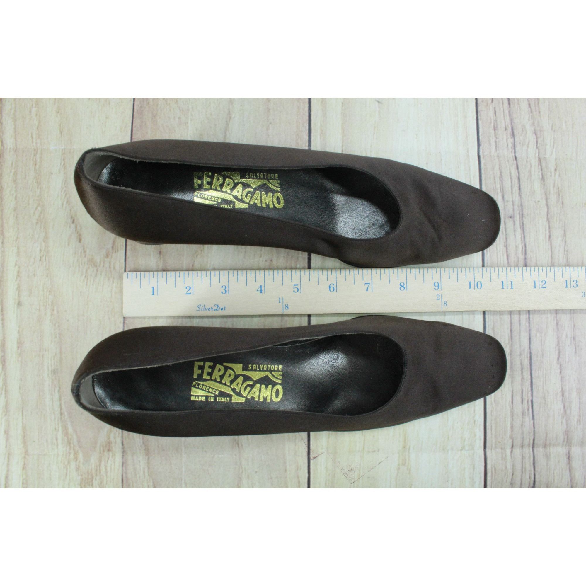 Salvatore Ferragamo Salvatore Ferragamo Women's Block Heel Pumps 8.5 Size US 8.5 / IT 38.5 - 7 Thumbnail
