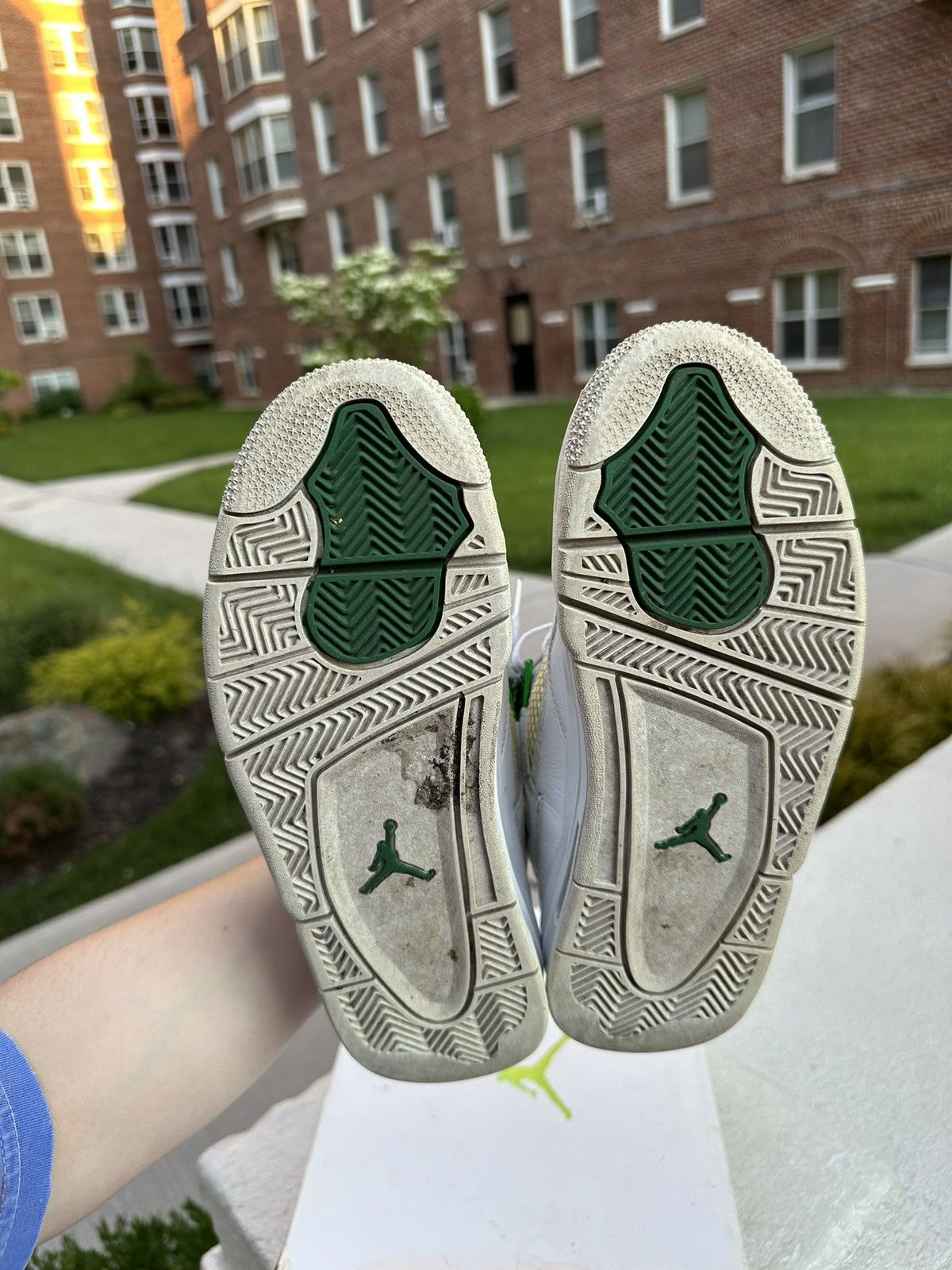 Nike metallic green jordan 4 Size US 6.5 / EU 39-40 - 5 Thumbnail