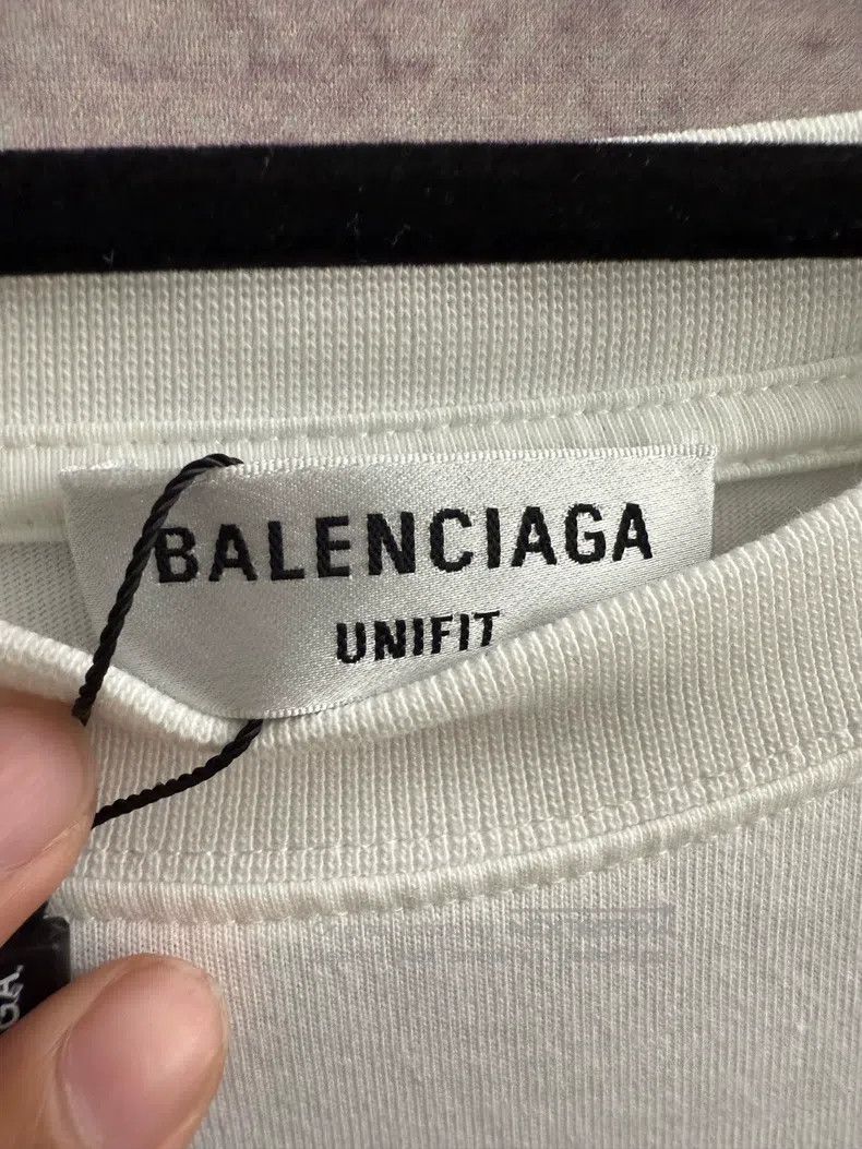 Balenciaga Balenciaga Solid Letter Printed Round Neck Long Sleeve T-S Size US L / EU 52-54 / 3 - 6 Thumbnail