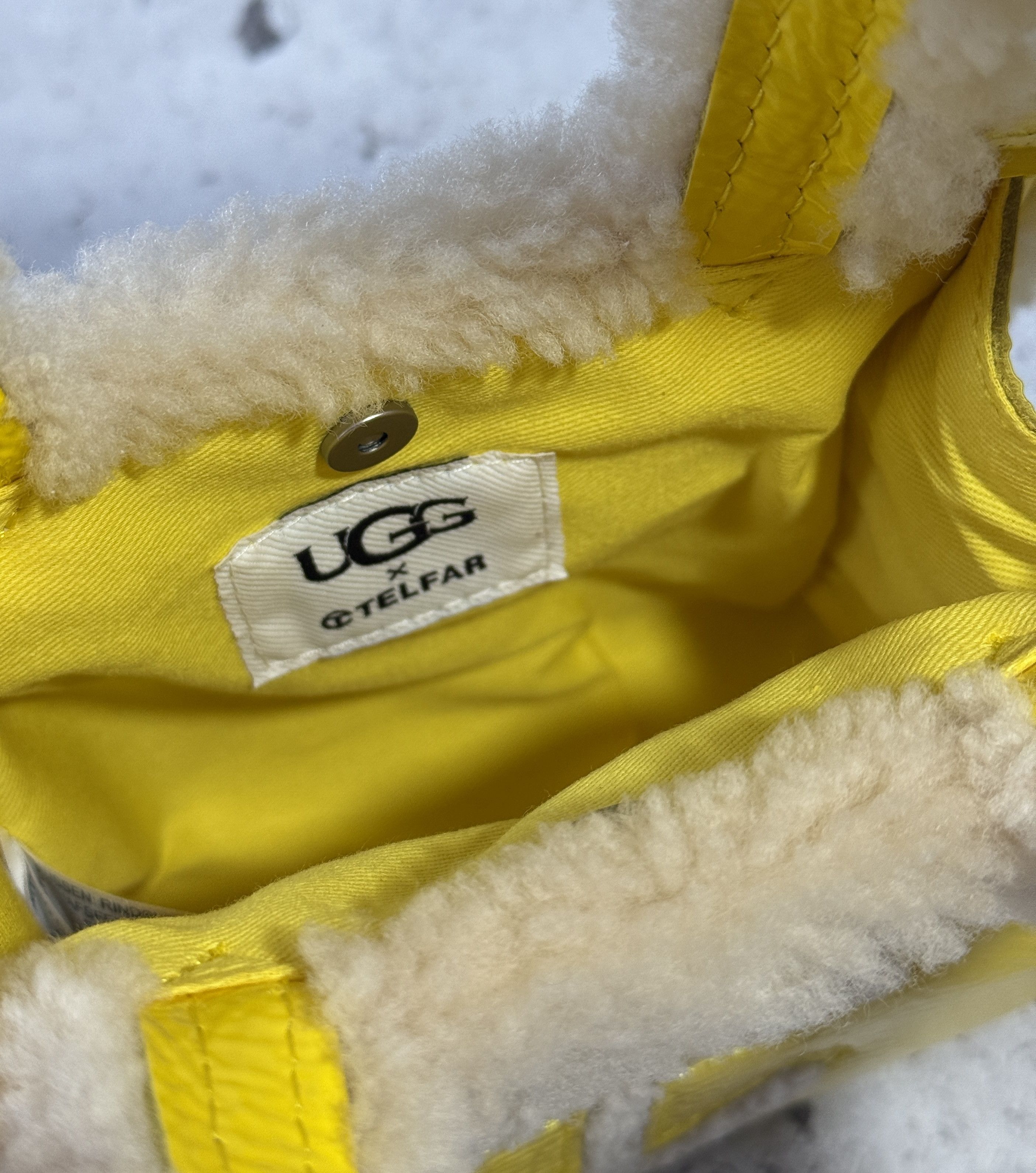 Telfar × Ugg UGG X TELFAR SHOPPER S CRINKLE O\S YELLOW Size ONE SIZE - 6 Thumbnail
