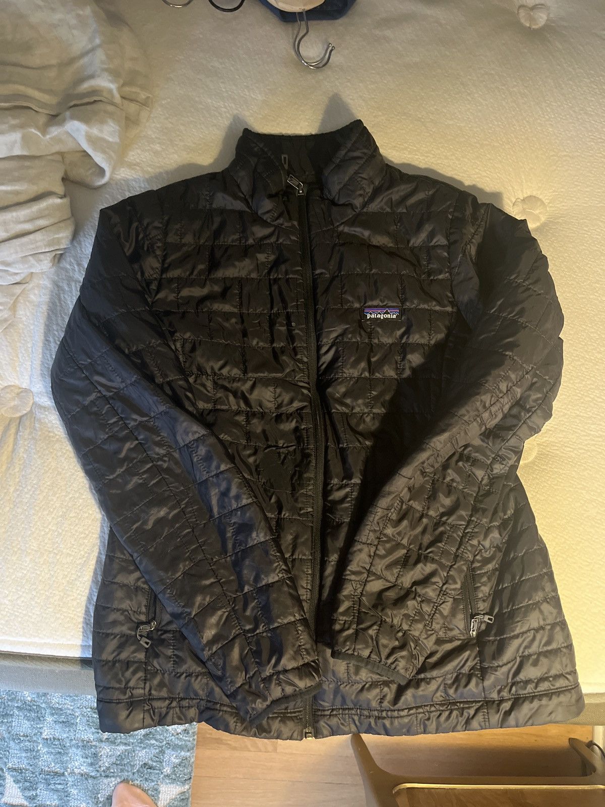 Black Patagonia puffer