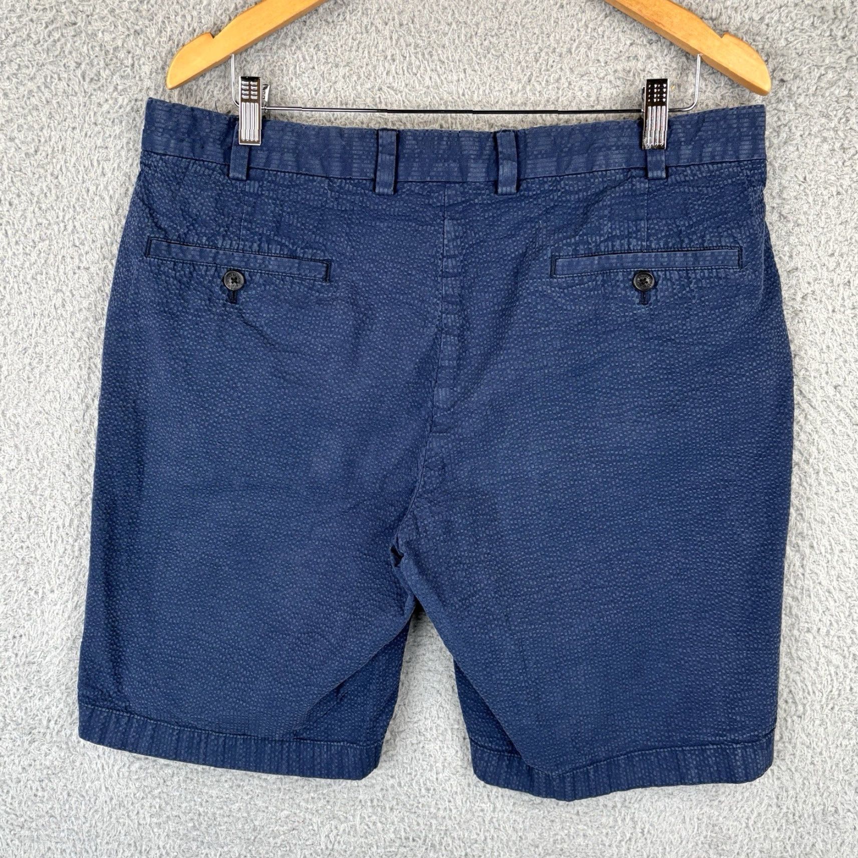 Brooks Brothers Brooks Brothers Bermuda Short Mens 36 Navy Seersucker 10" Inseam Beach Preppy Shirt? Size US 36 / EU 52 - 2 Thumbnail