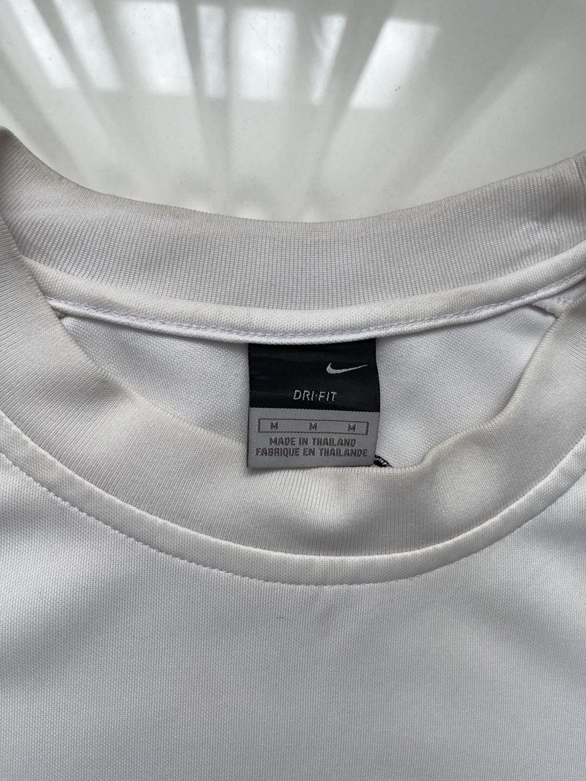Nike 90’s NIKE TEAM BIG CENTRAL SWOOSH LOGO Y2K RETRO TEE RARE Size US M / EU 48-50 / 2 - 4 Thumbnail
