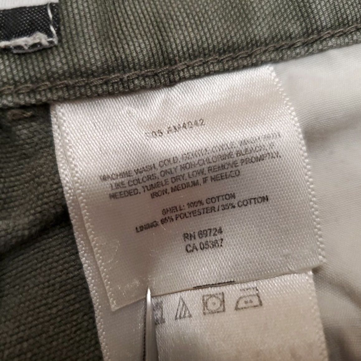 Vintage Columbia Shorts Mens XXL Green Canvas Cargo Outdoors Hike Fish Walk Casual Pants Regular Waist 42 Mens Size US 42 / EU 58 - 3 Thumbnail