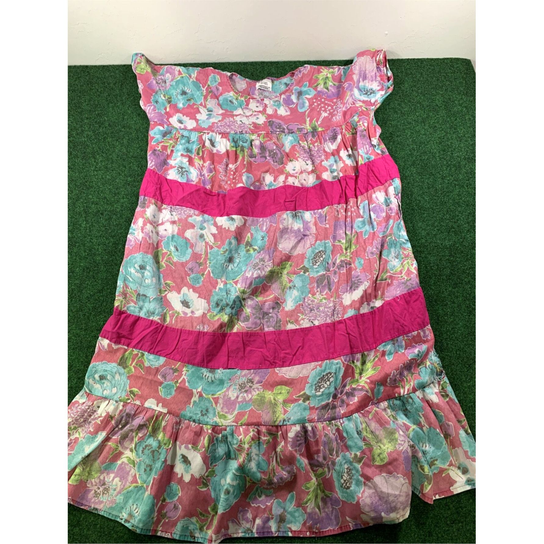 Pinko VTG MUUMUU Pink Floral W/pockets Size Large Day Dress Size L / US 10 / IT 46 - 1 Thumbnail