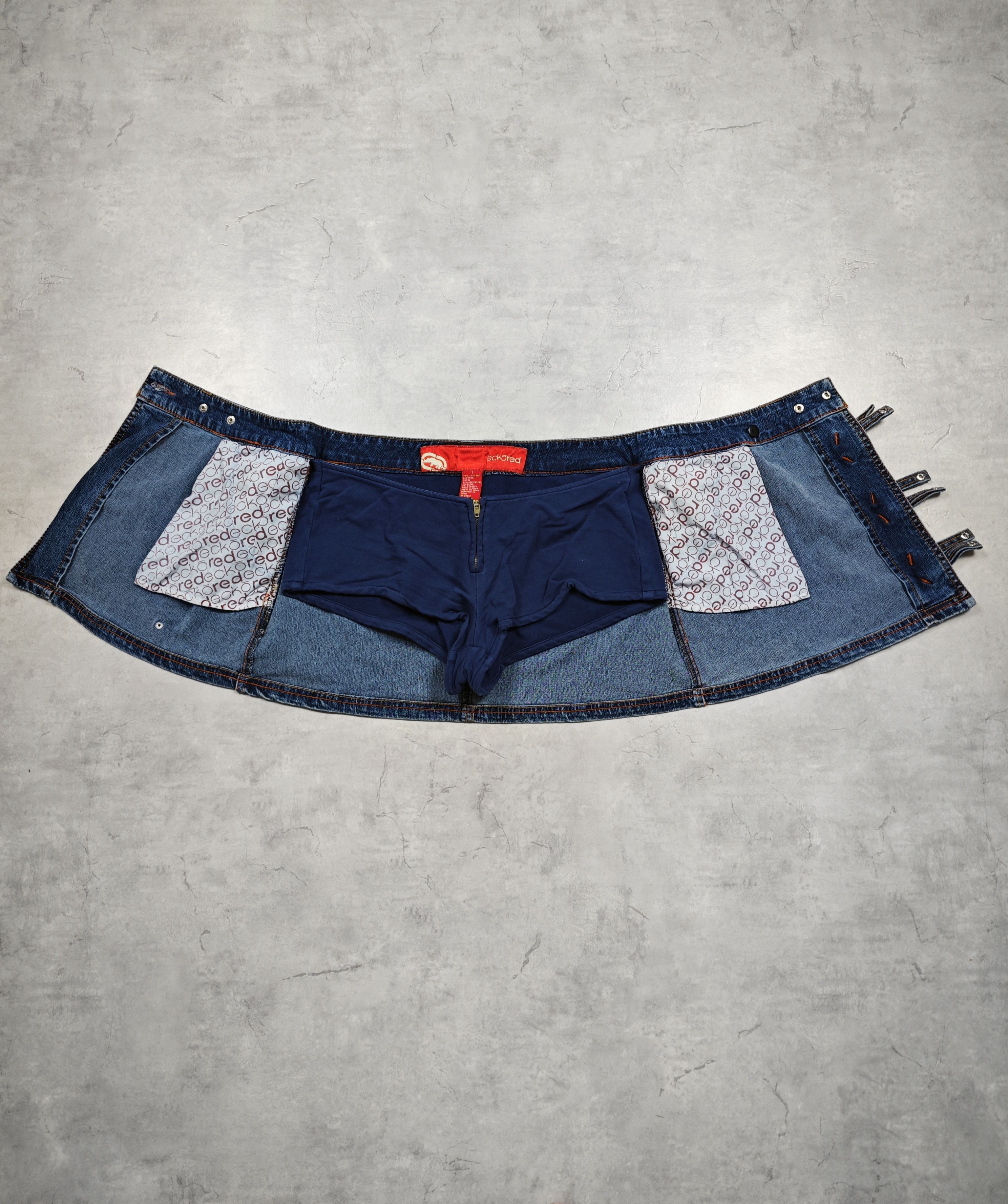 Ecko Unltd. Ecko Vintage Skirt Size 28" / US 6 / IT 42 - 3 Thumbnail