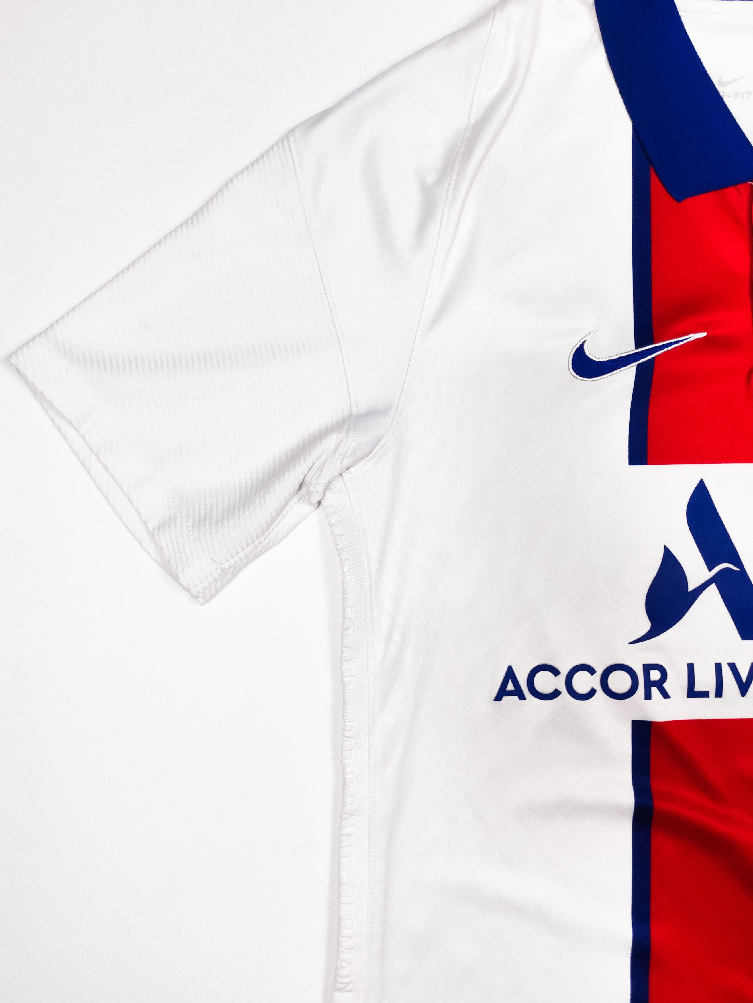 Nike Paris Saint-Germain 2020 2021 Nike Away Shirt PSG Size US S / EU 44-46 / 1 - 7 Thumbnail