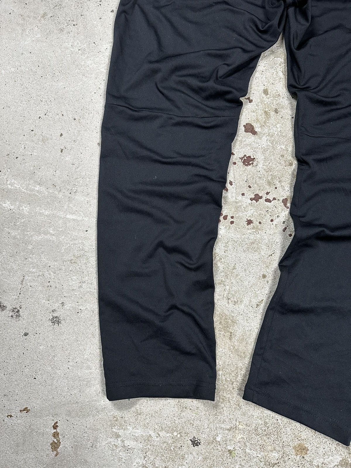 Nike Vintage Nike Black Track Pants Swoosh y2k Size US 33 - 8 Thumbnail