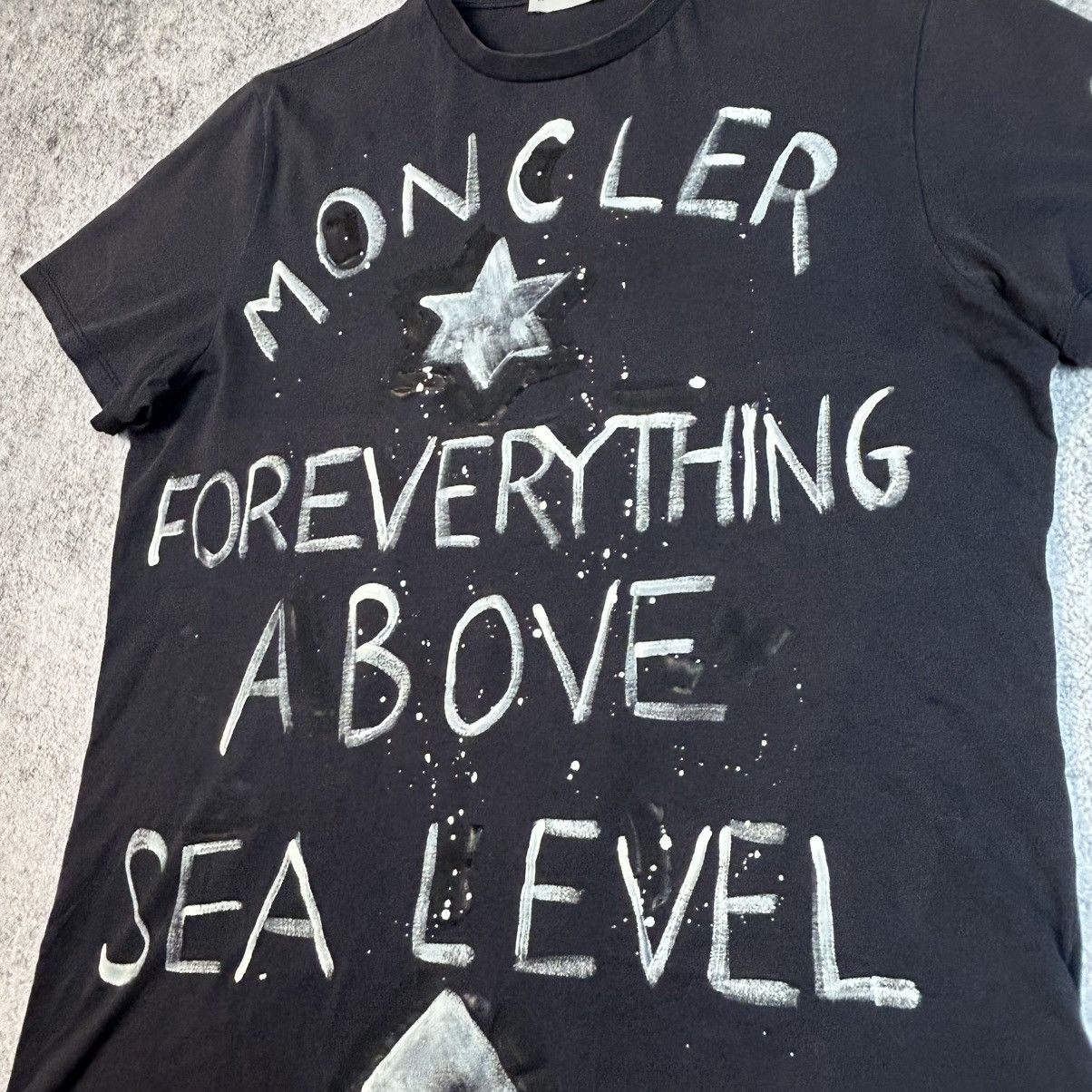 Moncler !extremely rare Moncler full print logo T-shirt Size US S / EU 44-46 / 1 - 4 Thumbnail