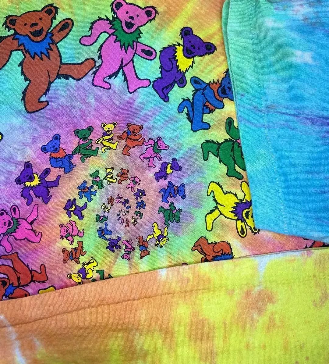 Liquid Blue Liquid Blue 80s Grateful Dead Tie Dye Dancing Bear Spiral Size US M / EU 48-50 / 2 - 5 Thumbnail