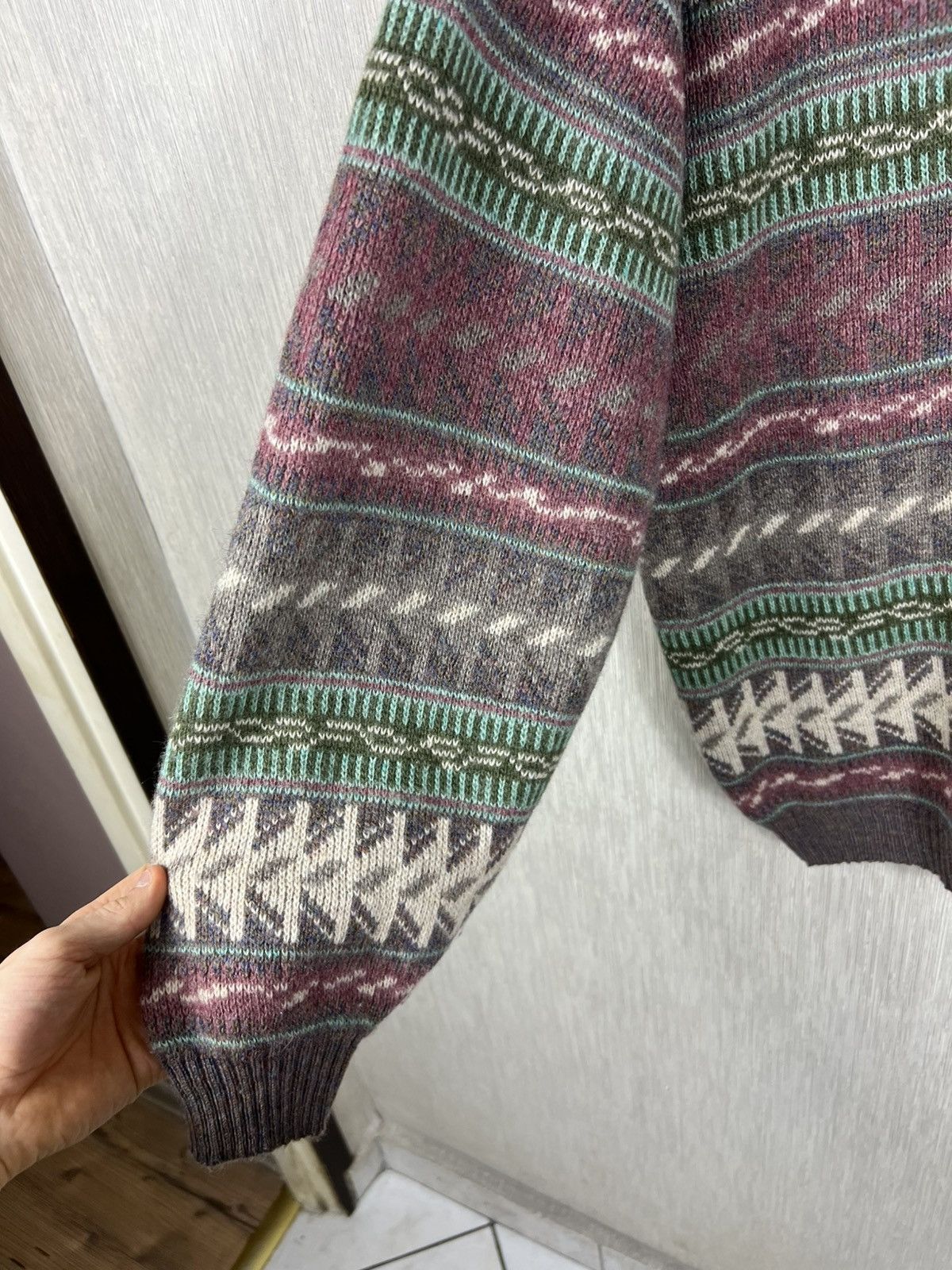 Acne Studios Vintage Tom Hanbury patterned wool sweater retro acne style Size US L / EU 52-54 / 3 - 8 Thumbnail