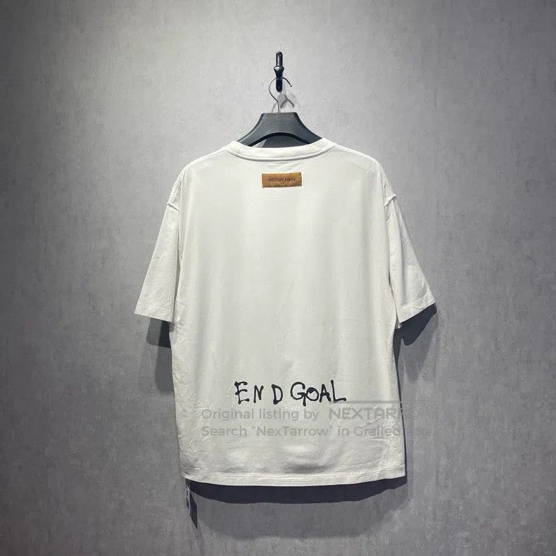 Louis Vuitton Louis Vuitton size 4l Portrait printed short sleeves Size US M / EU 48-50 / 2 - 2 Thumbnail