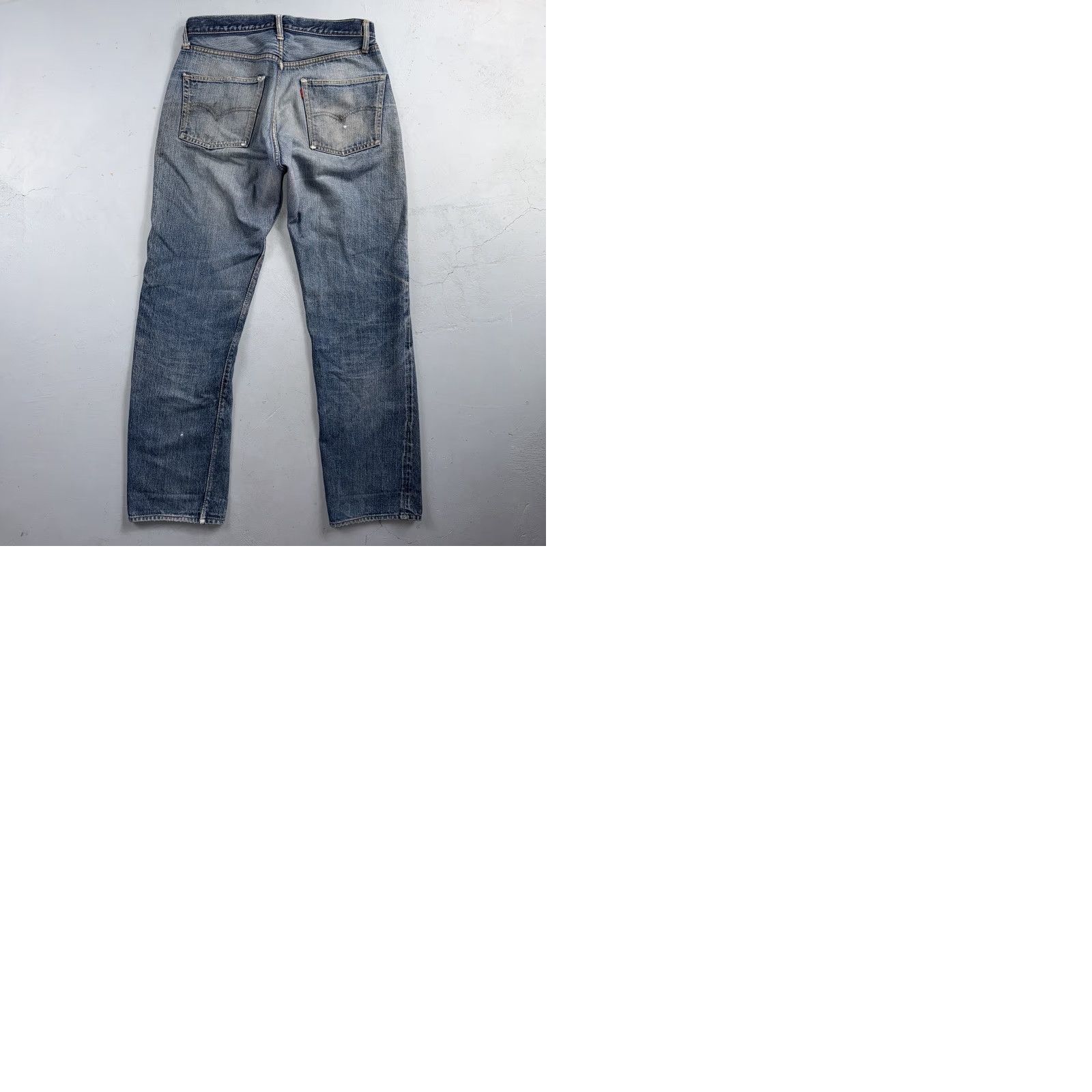 Levi's VINTAGE Levi's 501 Jeans Men 31x30 Blue Denim USA 1960s Redline Selvedge 60s 66 XX Flat Front Straight Size US 31 - 12 Thumbnail